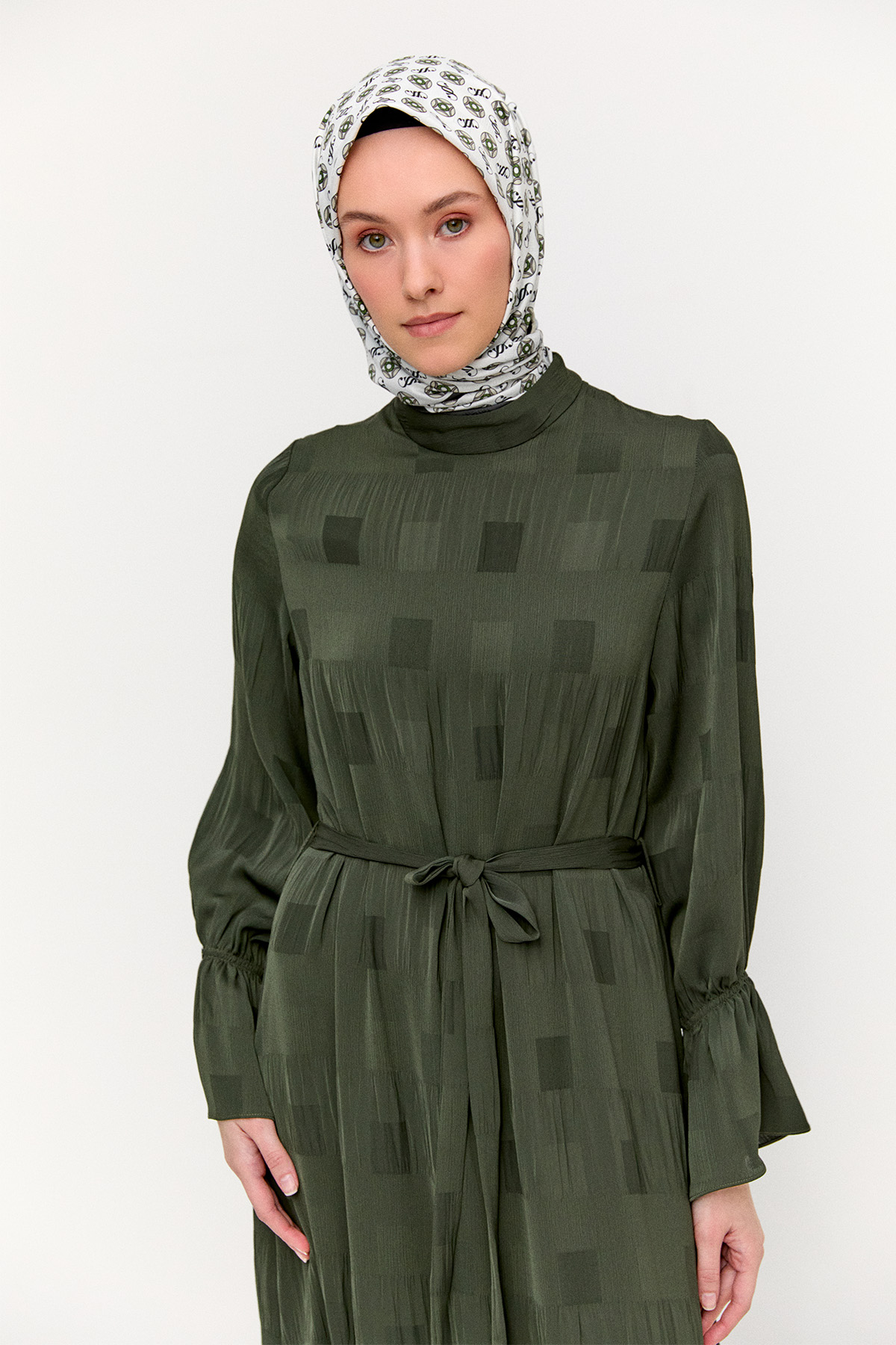 Kare Desenli Kuşaklı Elbise, Tesettür Giyim