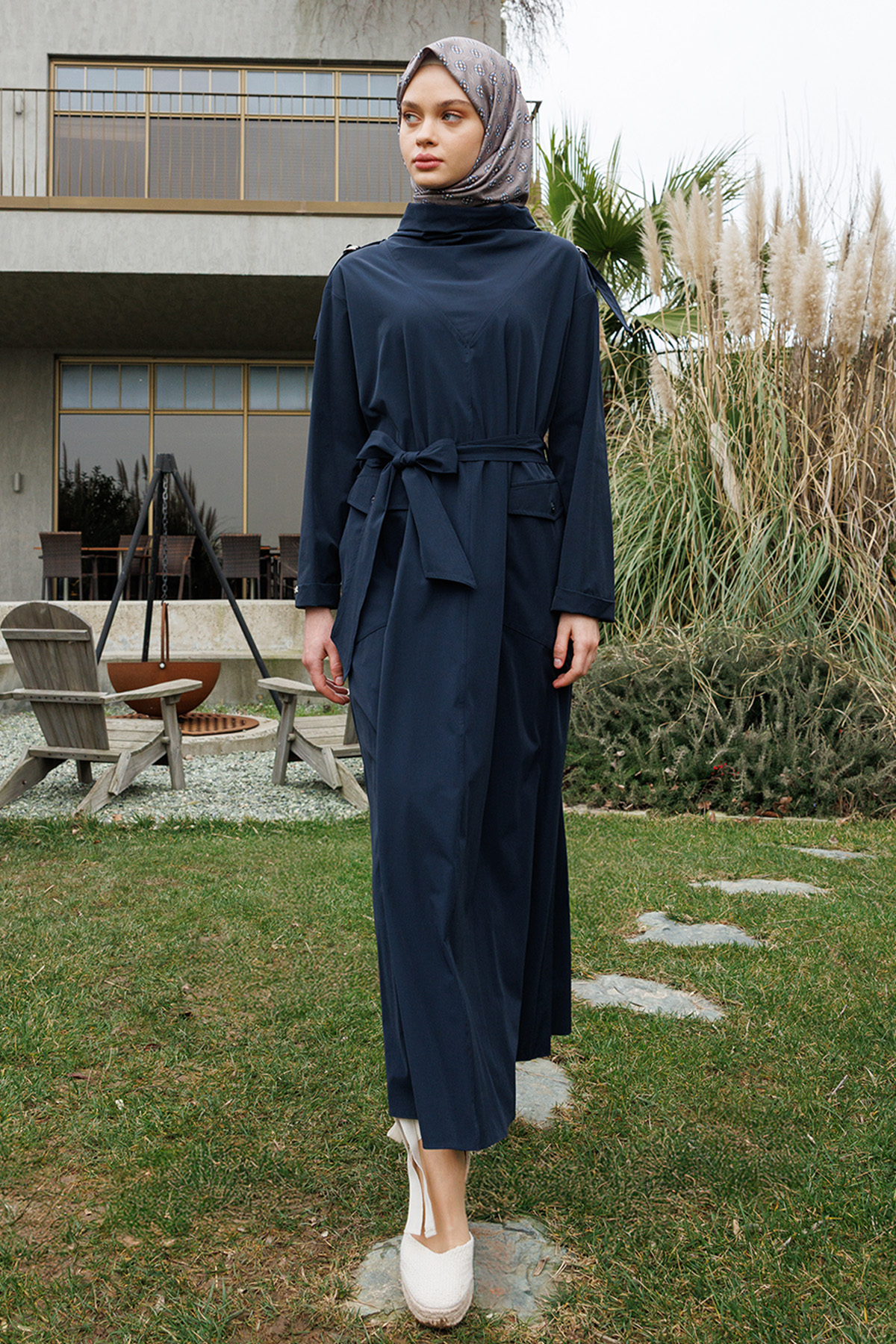 Degaje Yakalı Paraşüt Spor Elbise, Tesettür Giyim