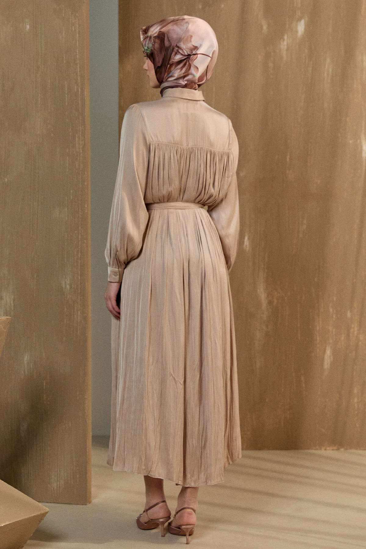 Kırışık Efektli Kuşaklı Elbise, Tesettür Giyim