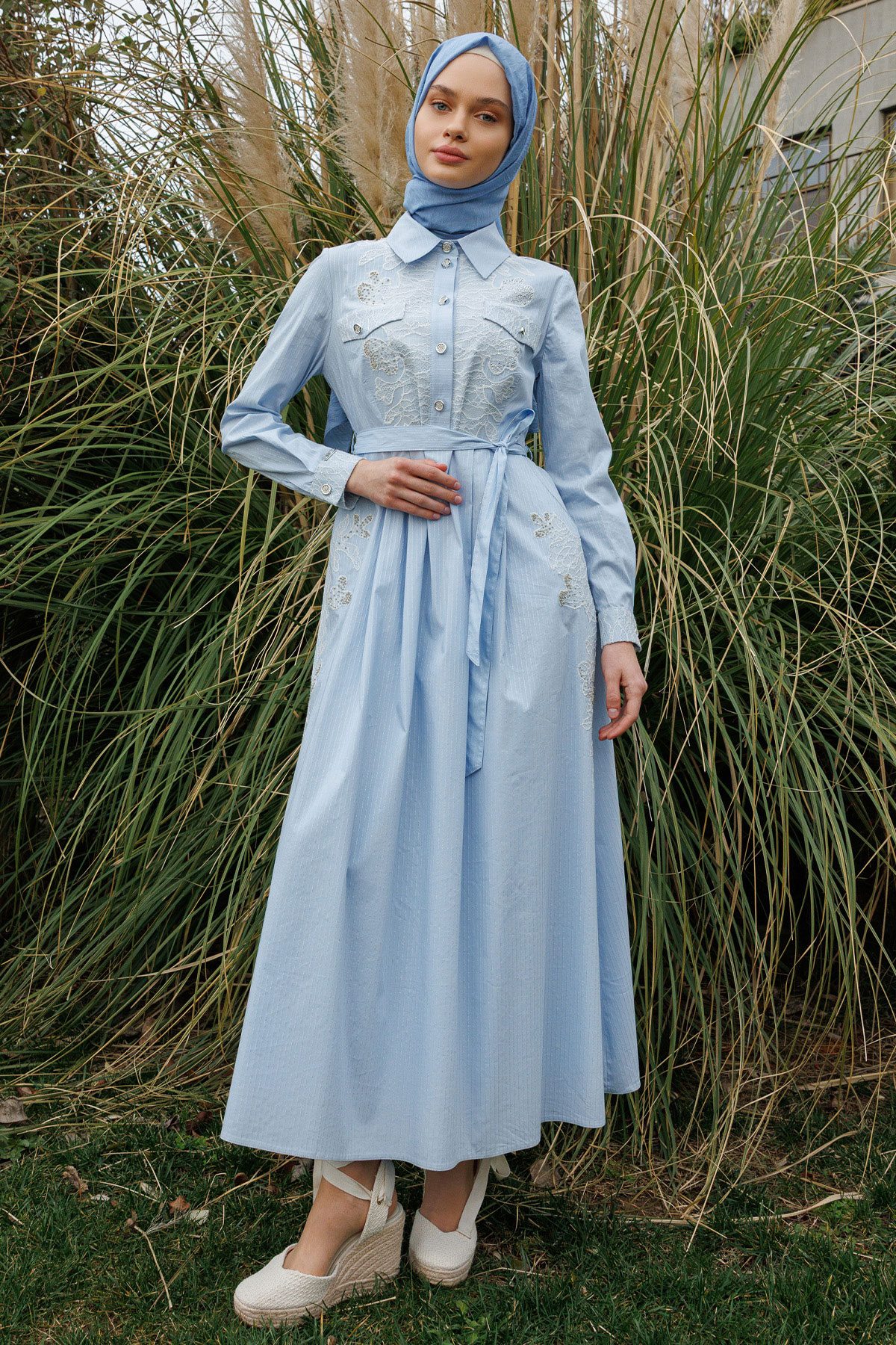 Dantel Motifli Pamuklu Elbise, Tesettür Giyim