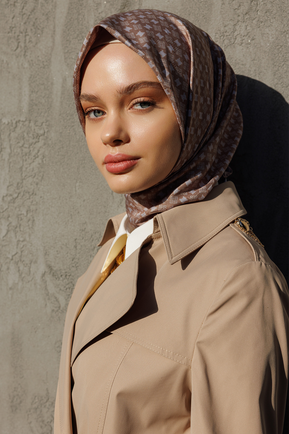 Logolu Monogram Eşarp, Tesettür Giyim