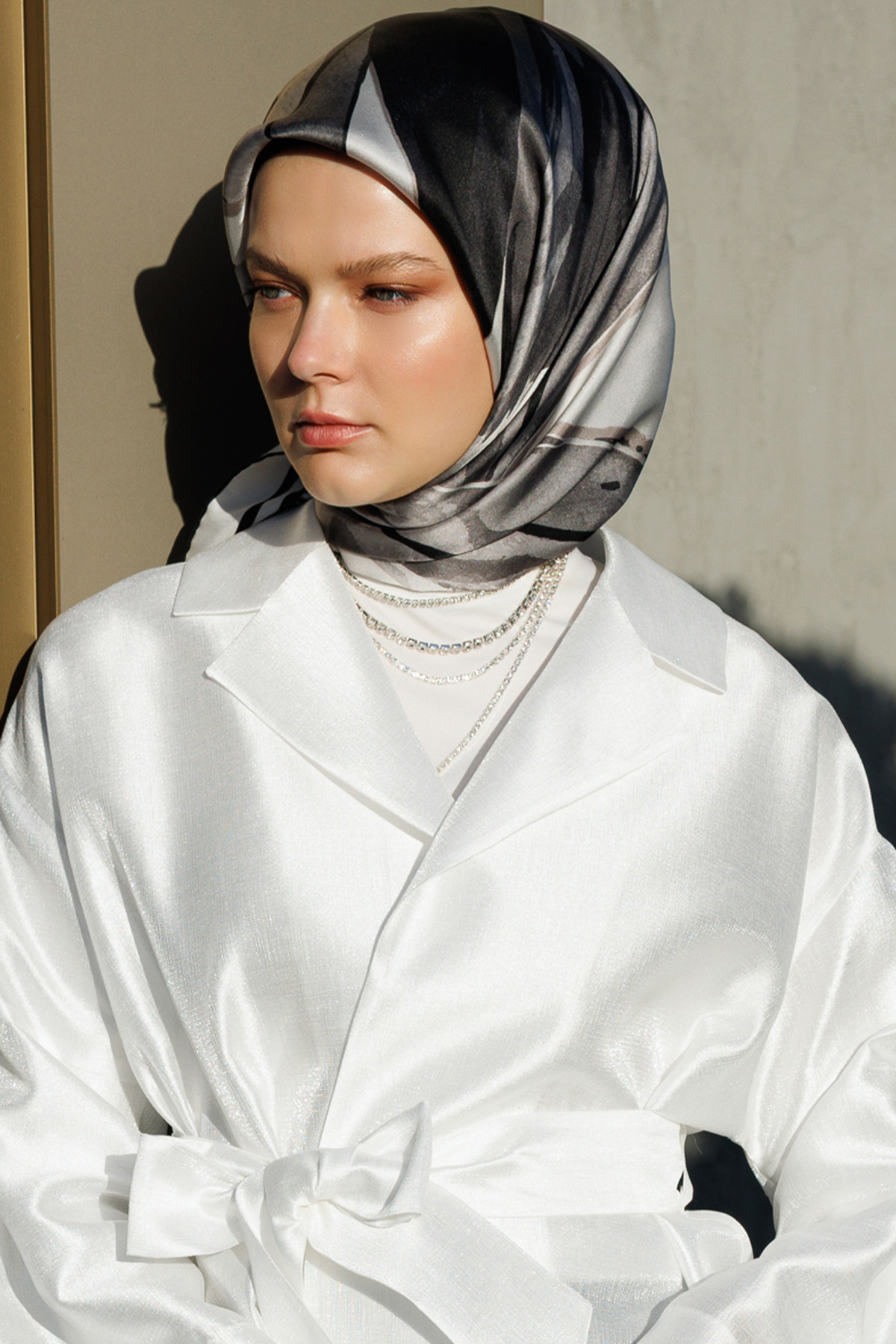 Yaprak Desenli Sura İpek Eşarp, Tesettür Giyim