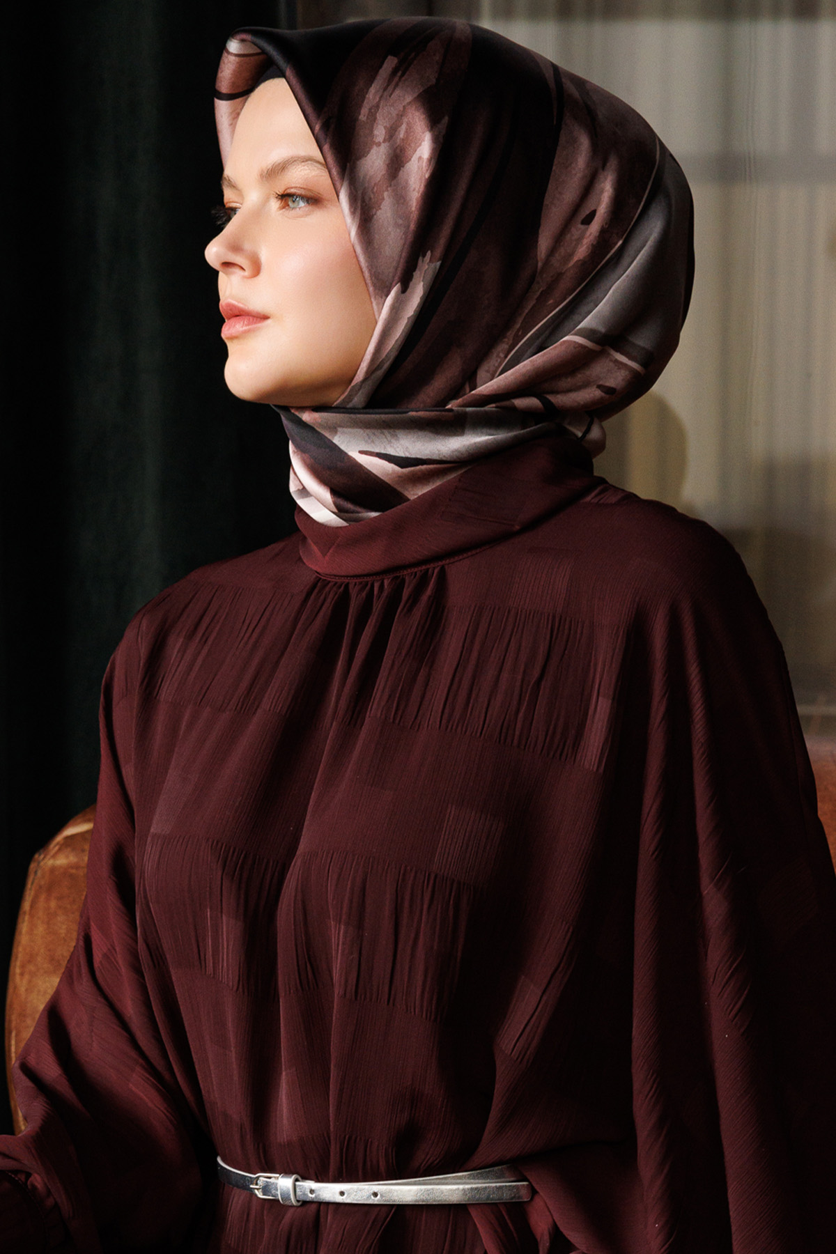 Yaprak Desenli Sura İpek Eşarp, Tesettür Giyim