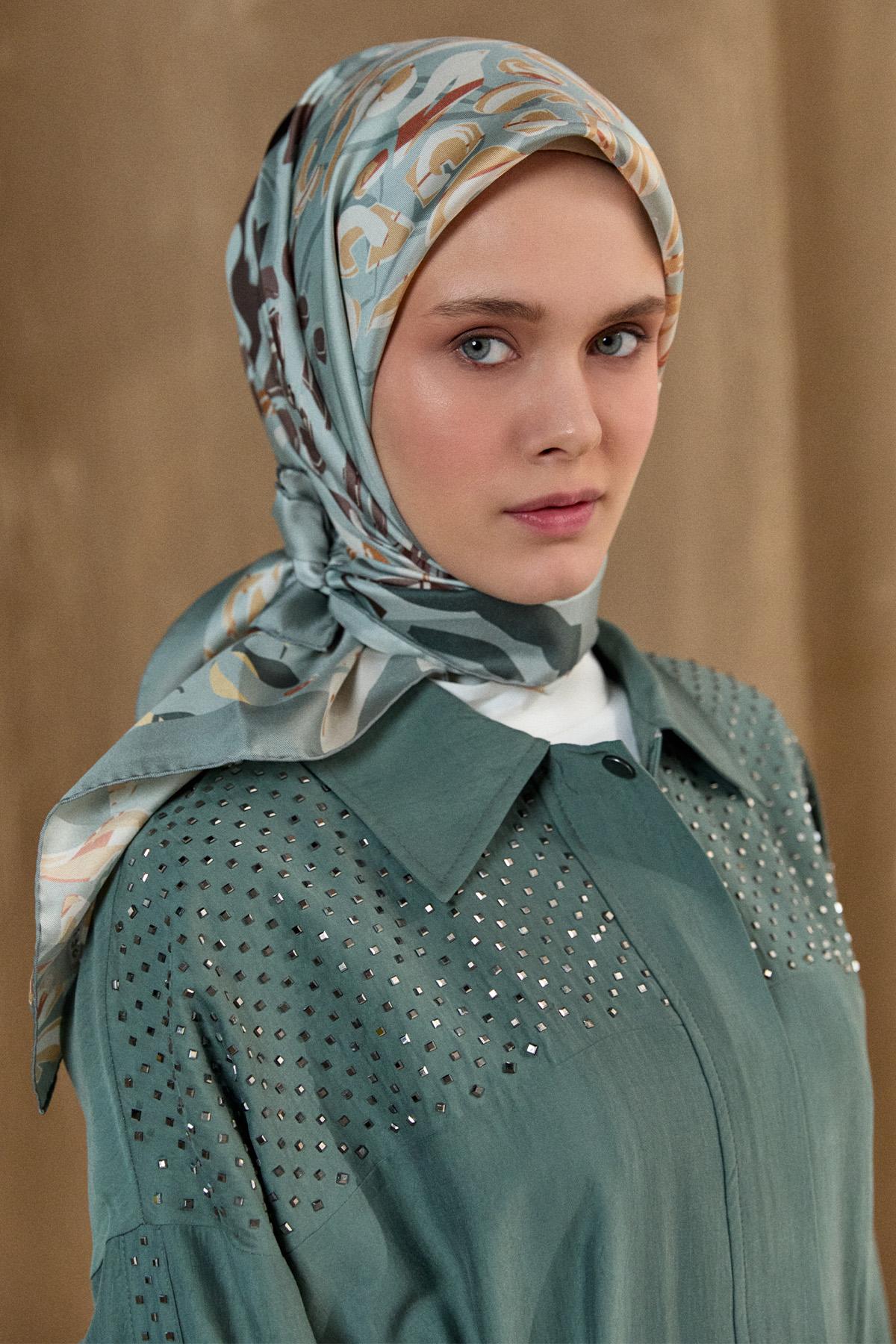 Leopar Desenli Twill İpek Eşarp, Tesettür Giyim