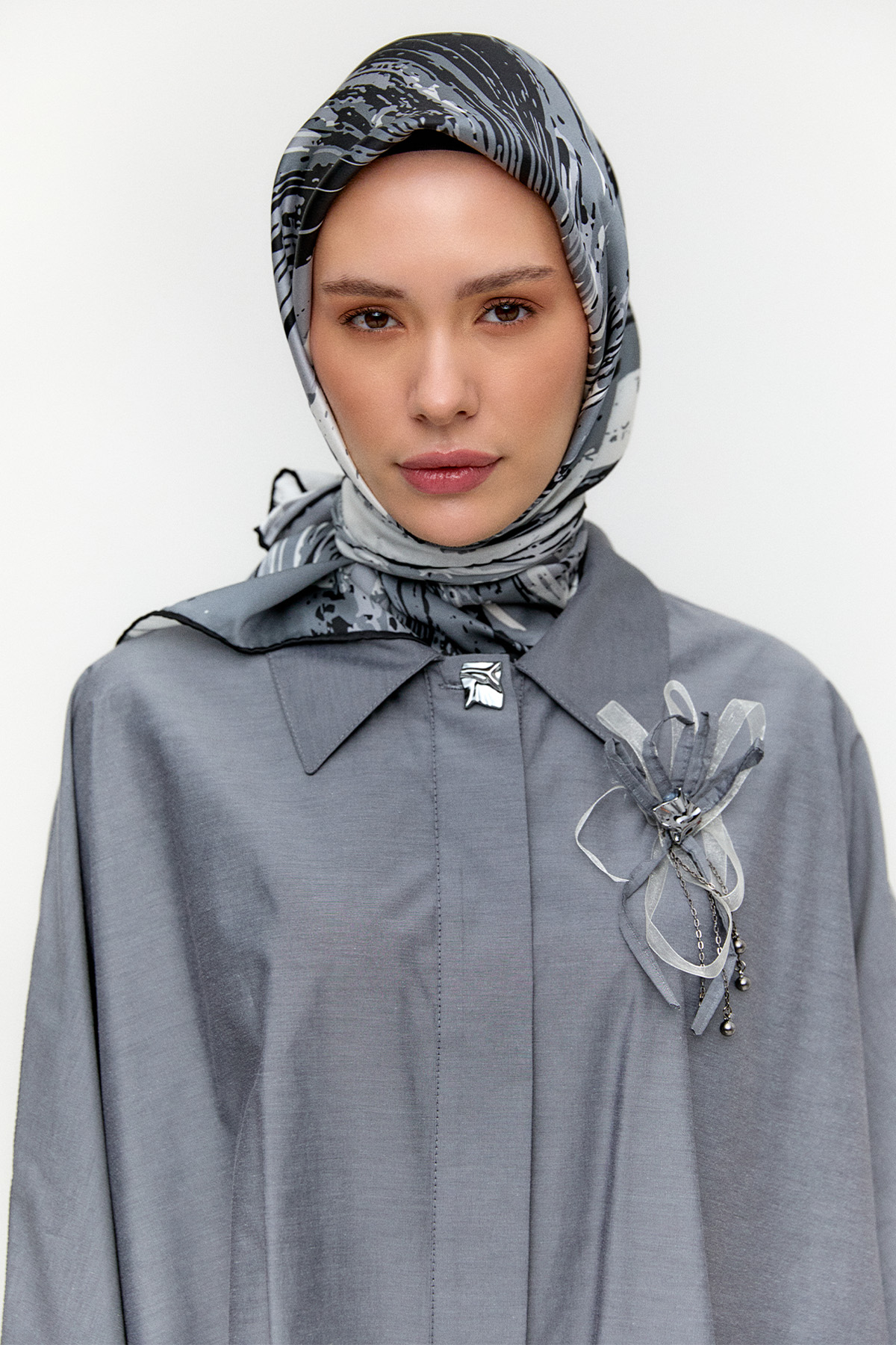 Püskürtme Desenli Sura İpek Eşarp, Tesettür Giyim