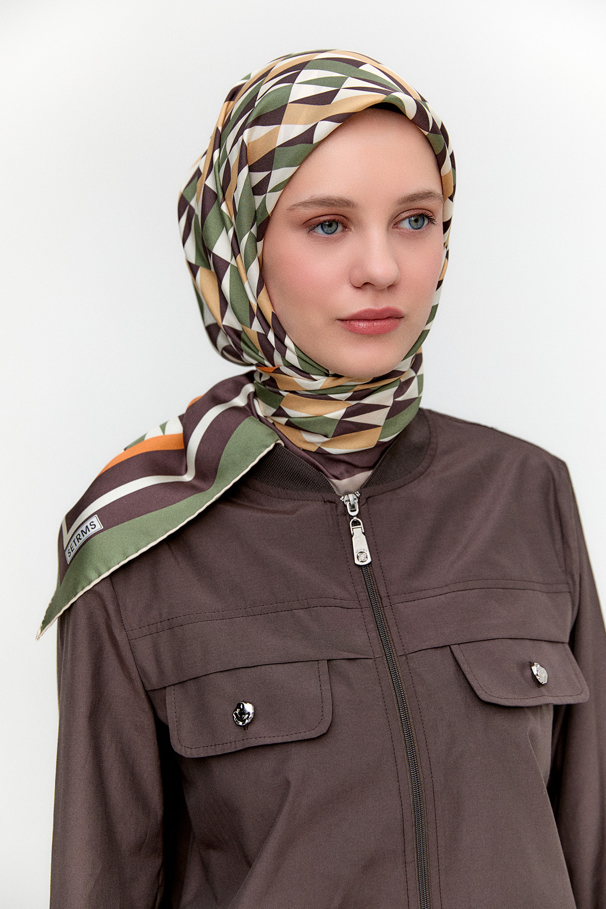 Geometrik Desenli Twill İpek Eşarp, Tesettür Giyim