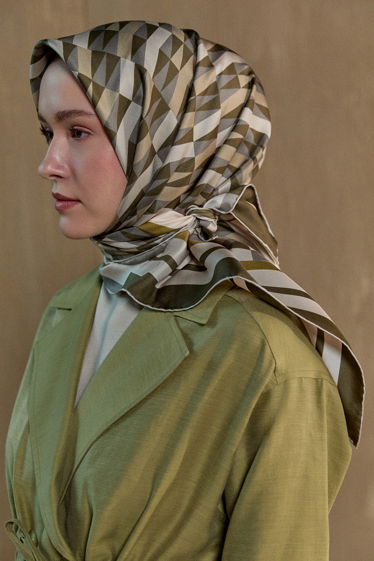 Geometrik Desenli Twill İpek Eşarp, Tesettür Giyim