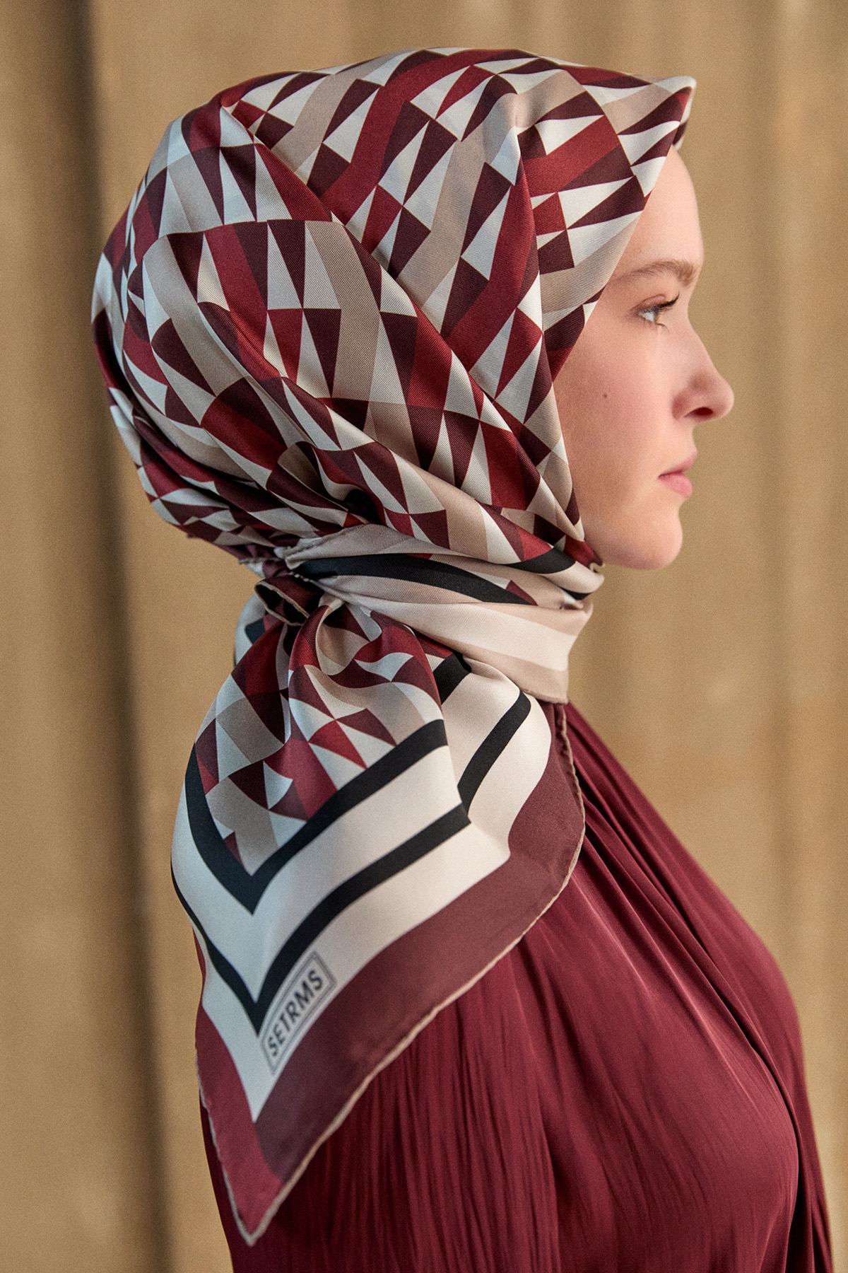 Geometrik Desenli Twill İpek Eşarp, Tesettür Giyim