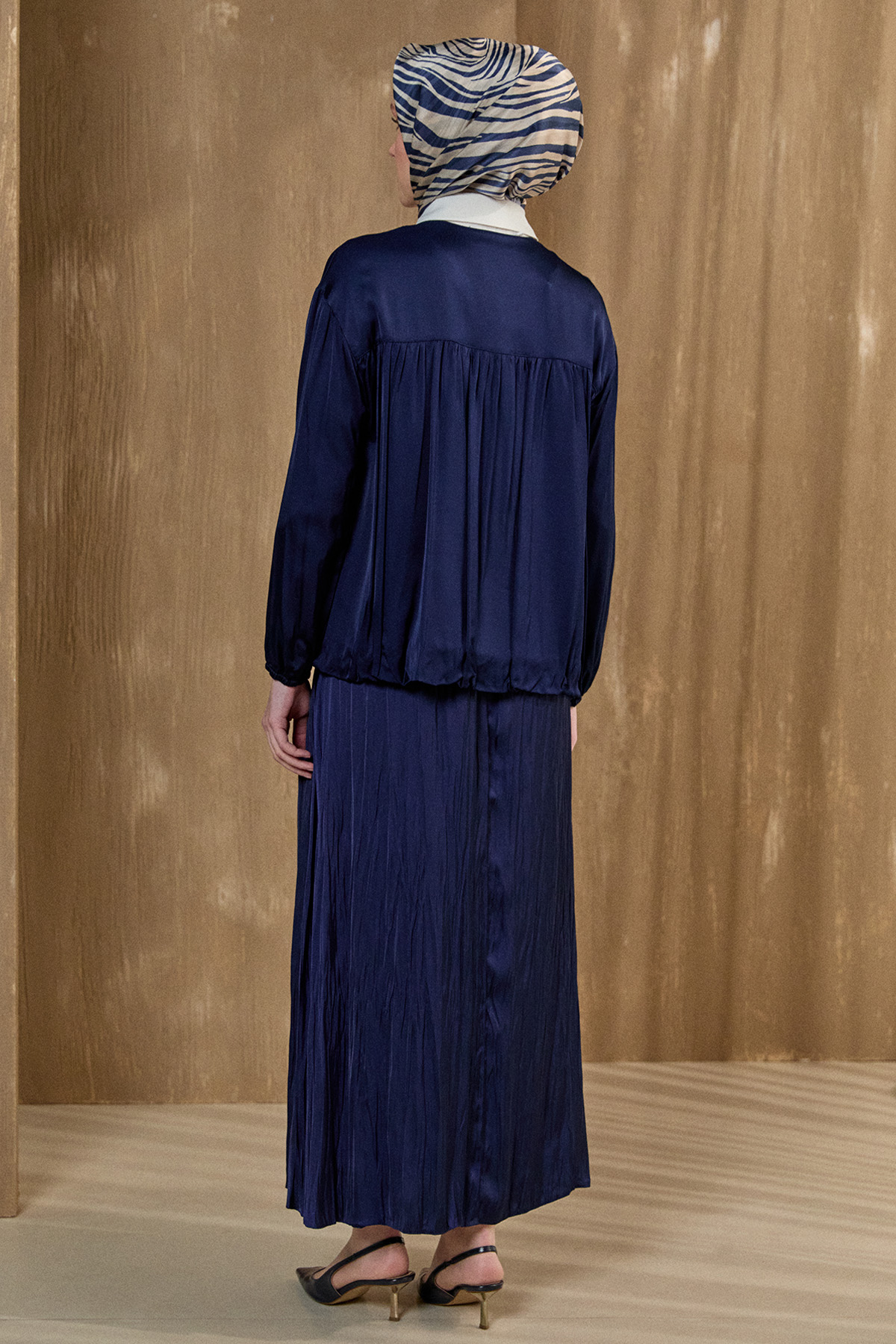 Kraşlı Saten Etek, Tesettür Giyim