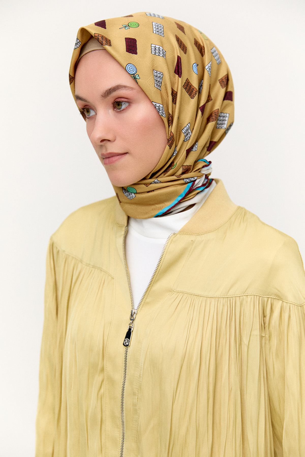 Ribanalı Kraşlı Bomber Kap, Tesettür Giyim