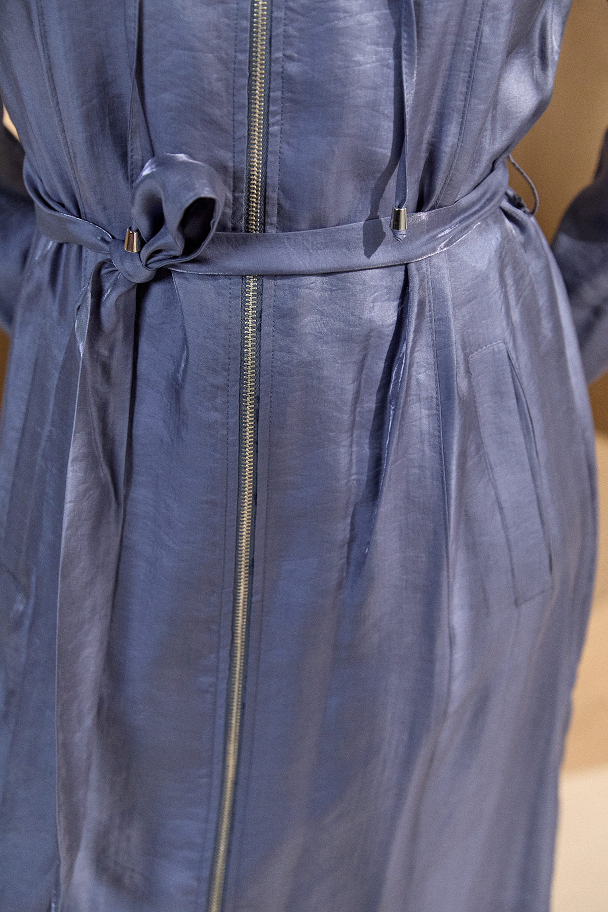 Jakarlı Kuşaklı Pardesü, Tesettür Giyim