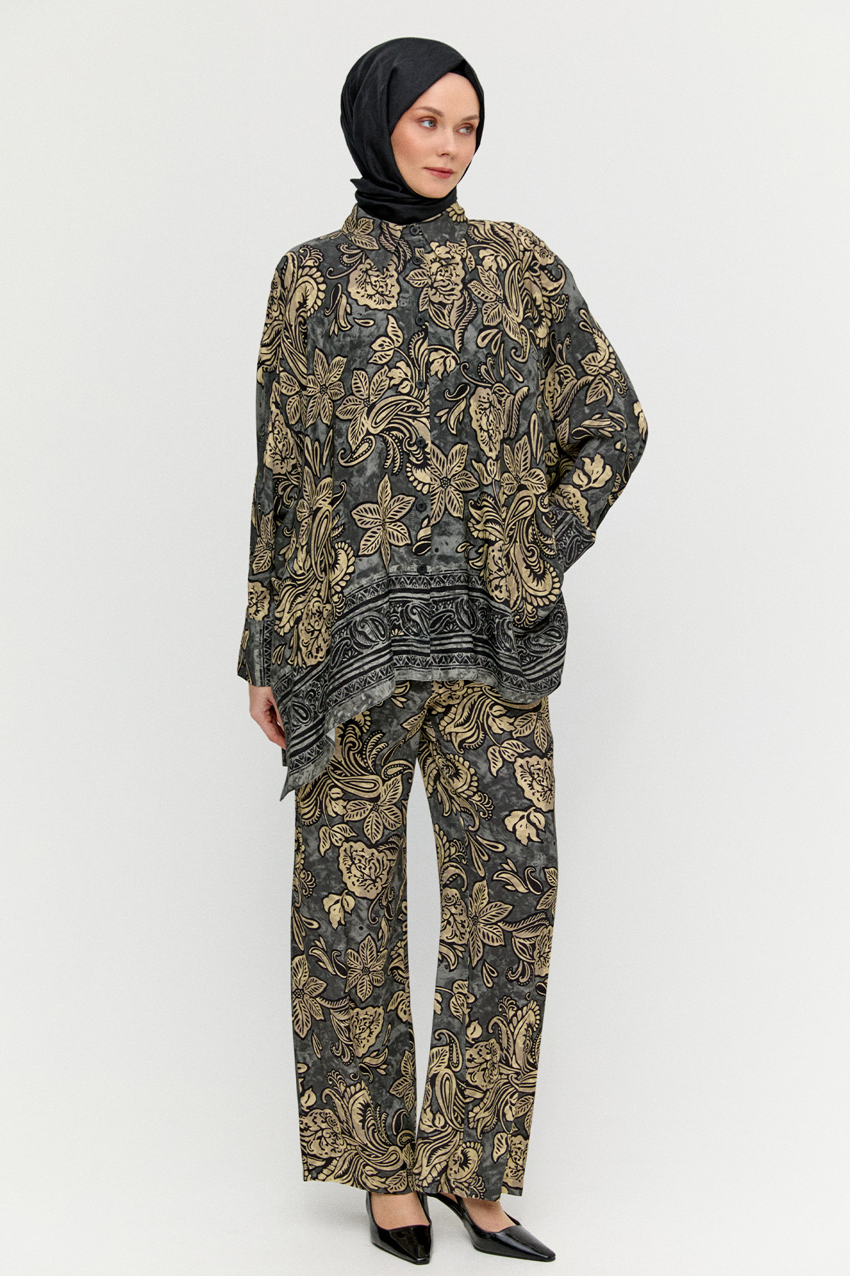 Çiçek Desenli İkili Takım, Tesettür Giyim