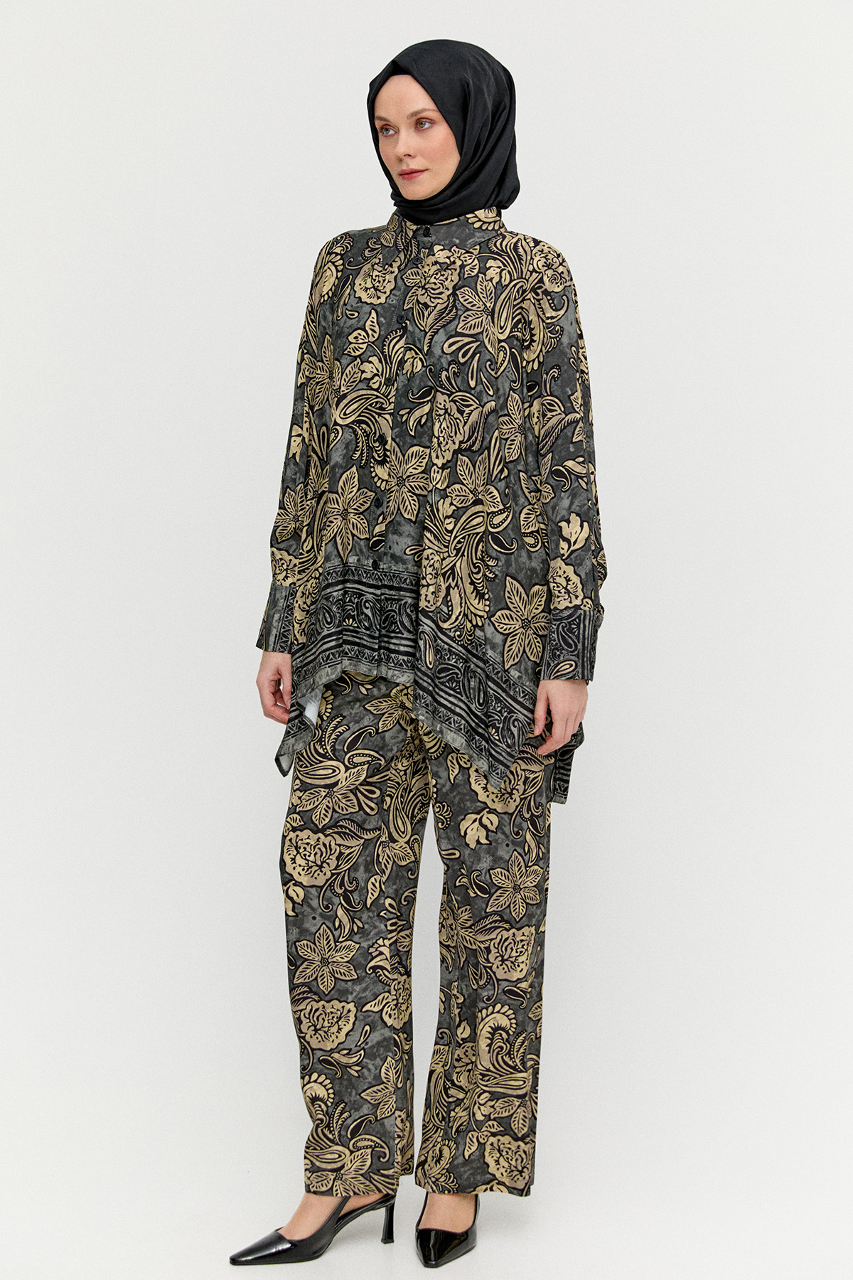Çiçek Desenli İkili Takım, Tesettür Giyim