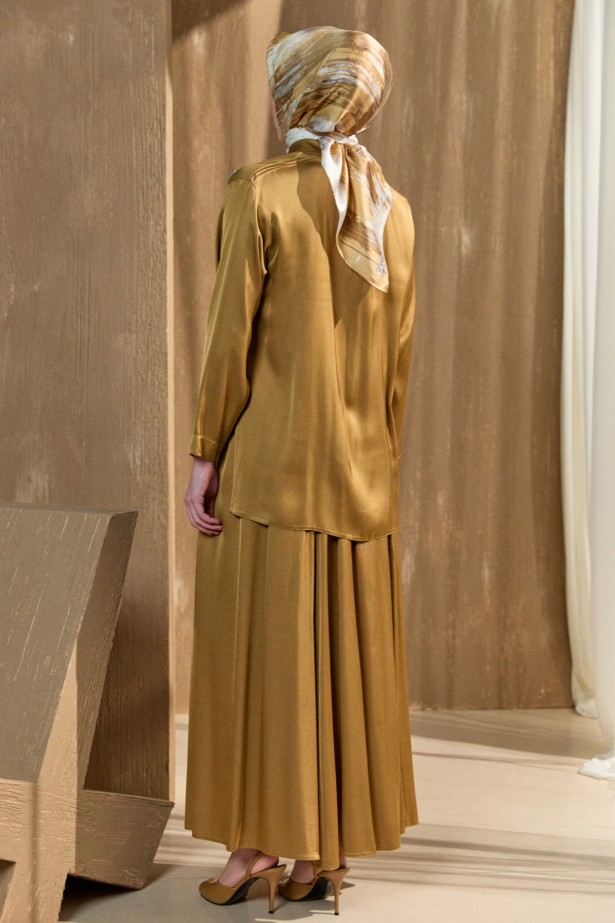 Boncuk İşlemeli İkili Saten Takım, Tesettür Giyim