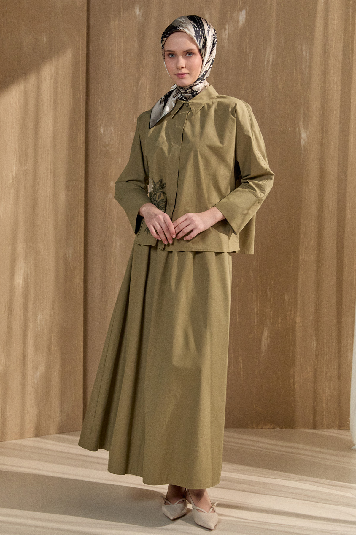 Nakış Detaylı Pamuklu Takım, Tesettür Giyim