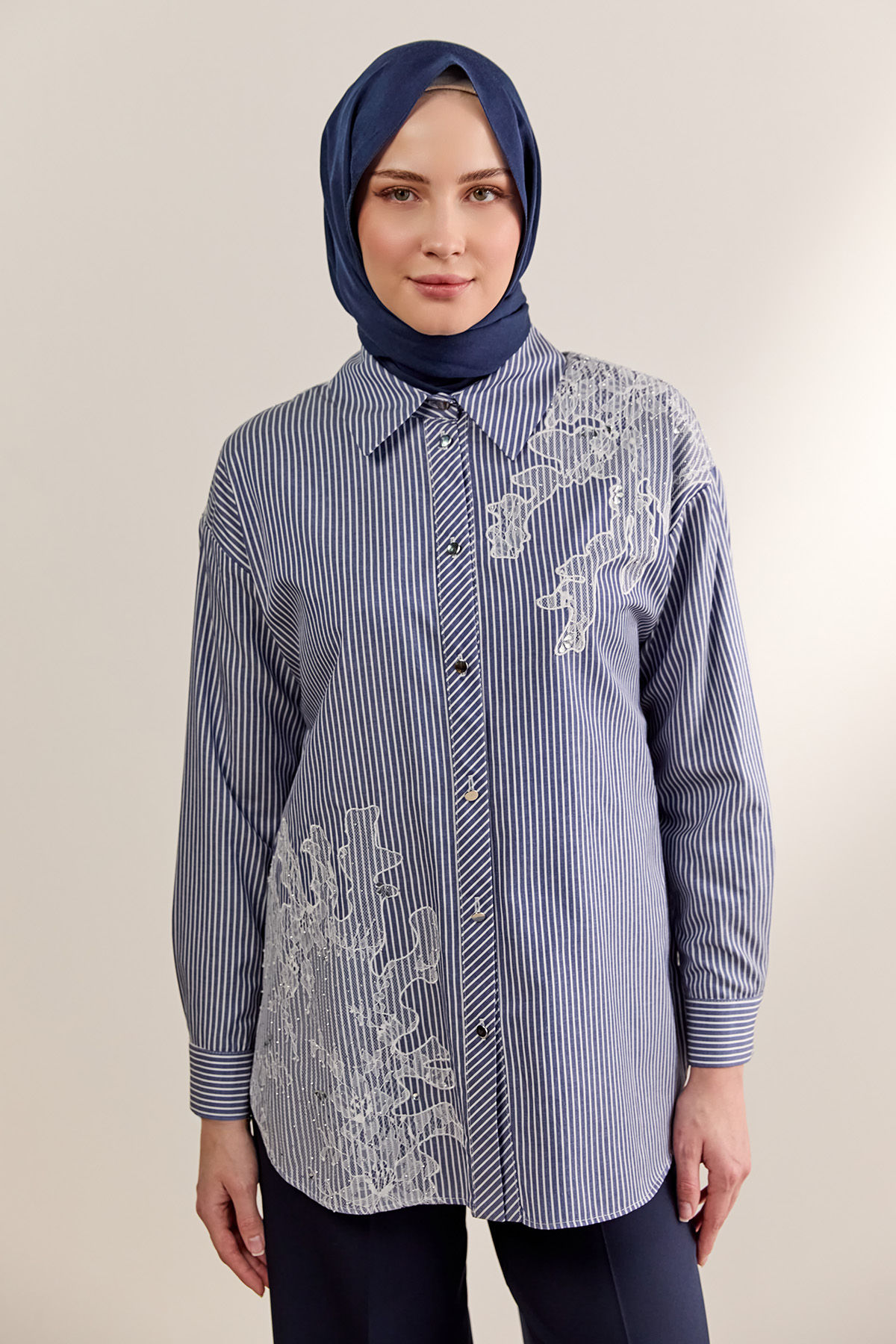 Dantel Detaylı Çizgili Pamuklu Tunik, Tesettür Giyim