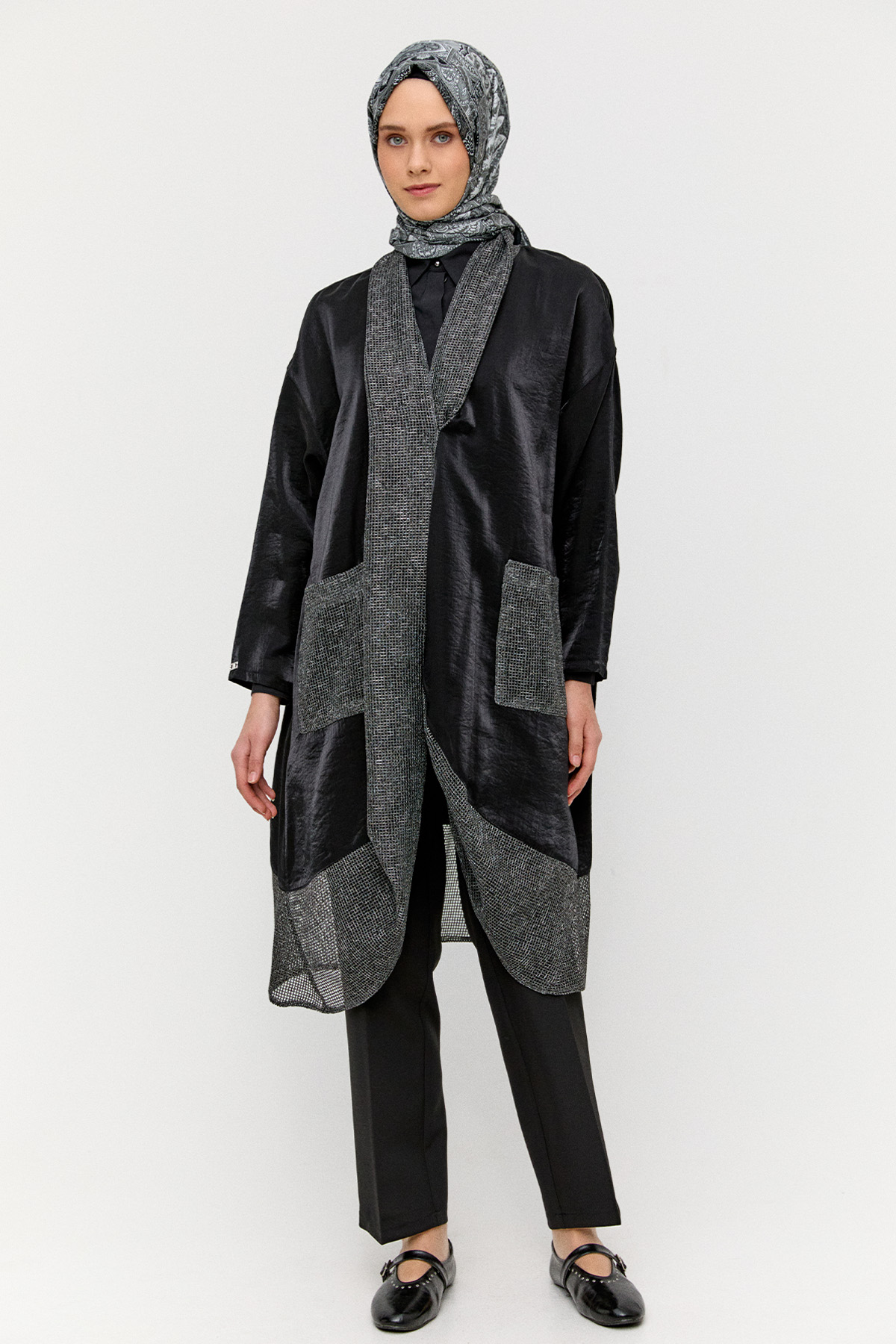 Jakarlı File Detaylı Kap, Tesettür Giyim