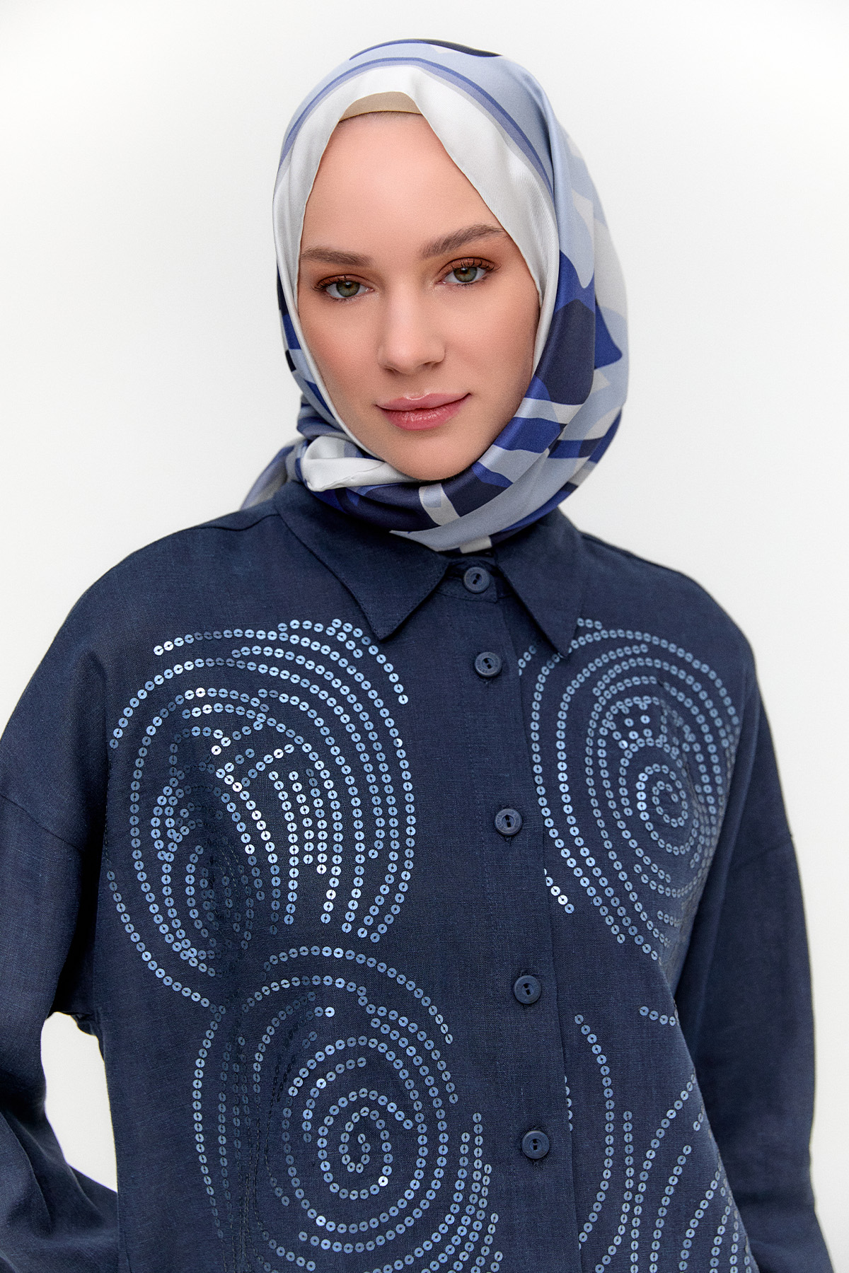 Payet İşlemeli Doğal Kumaş Tunik, Tesettür Giyim