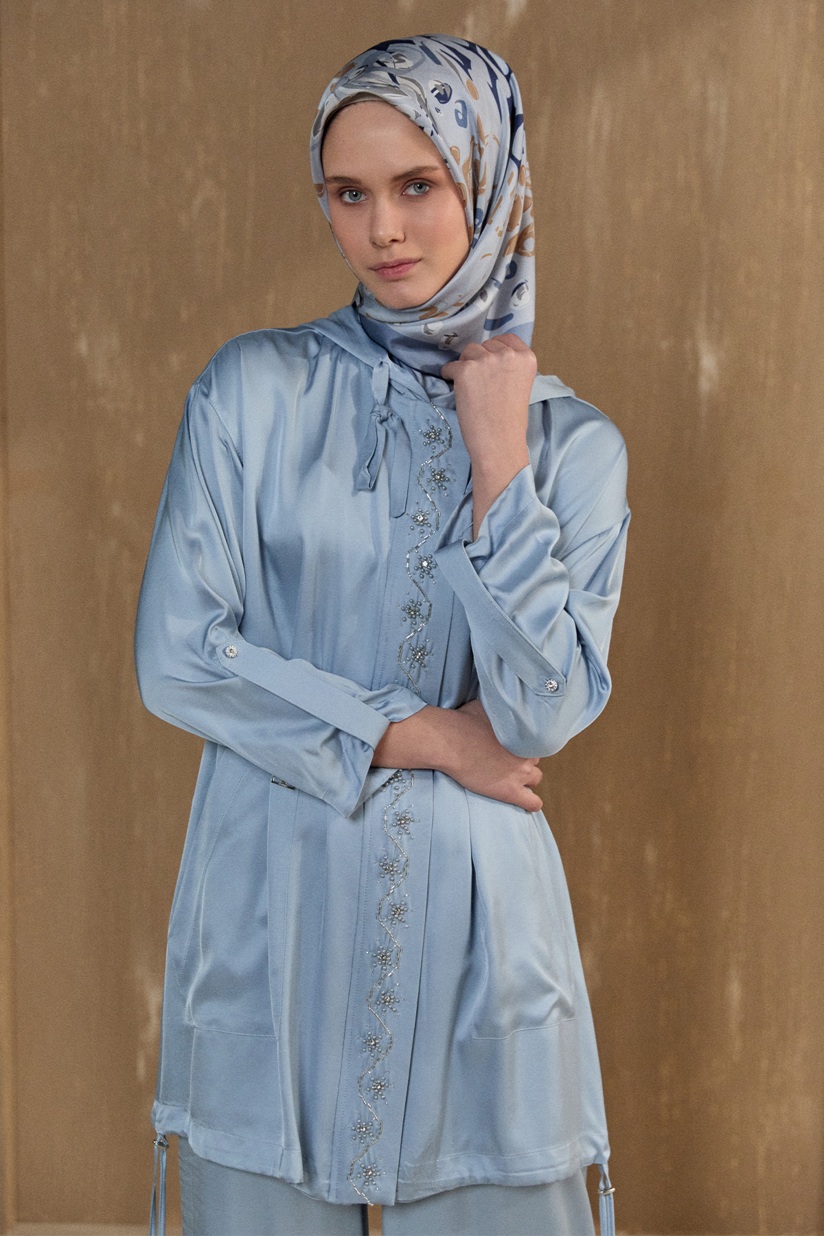 İşlemeli Floş Saten Tunik, Tesettür Giyim