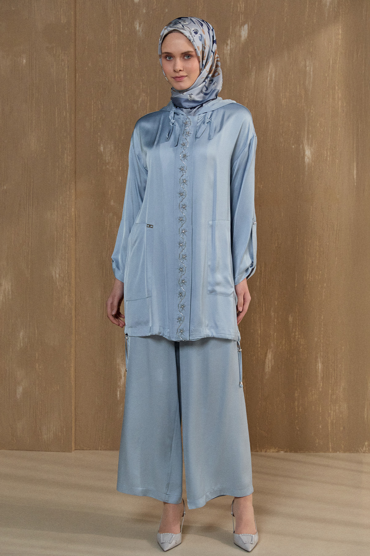 İşlemeli Floş Saten Tunik, Tesettür Giyim