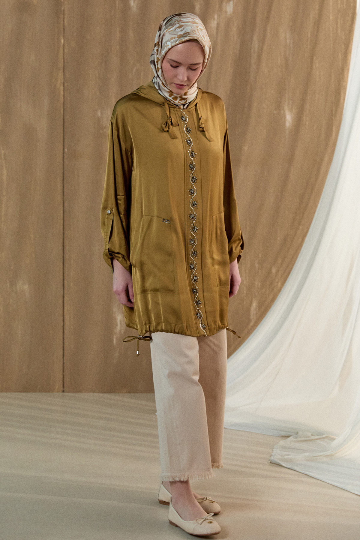 İşlemeli Floş Saten Tunik, Tesettür Giyim