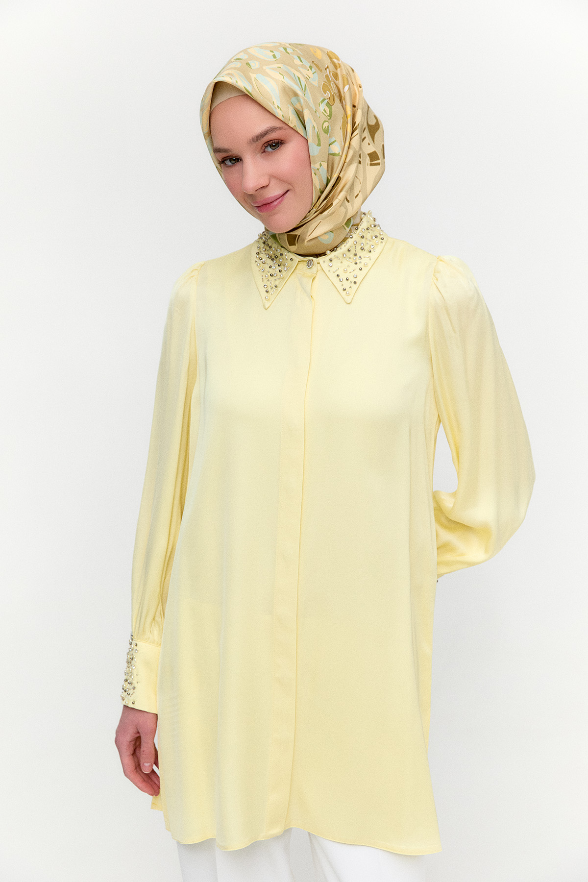 İşlemeli Detaylı Floş Tunik, Tesettür Giyim