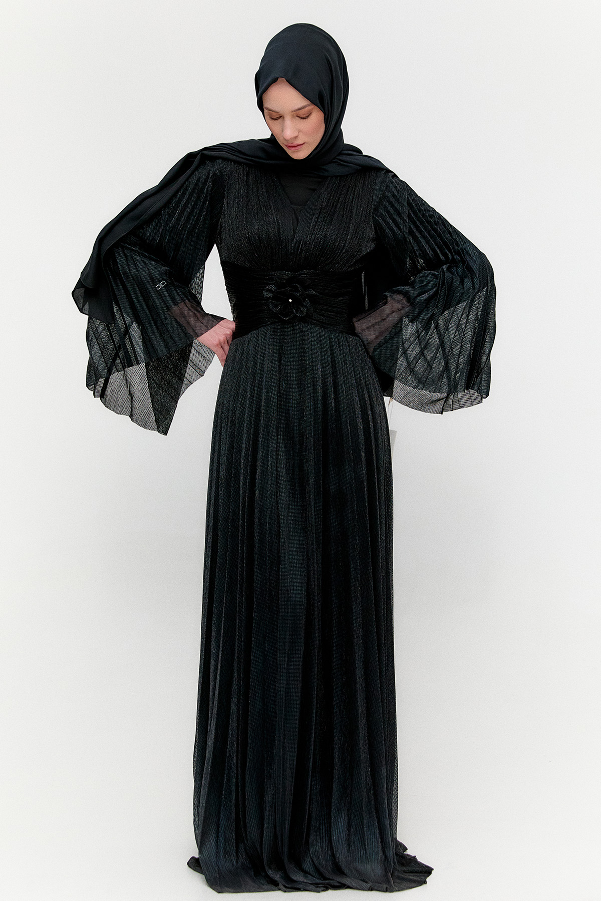 Piliseli Jakarlı Abiye Elbise, Tesettür Giyim