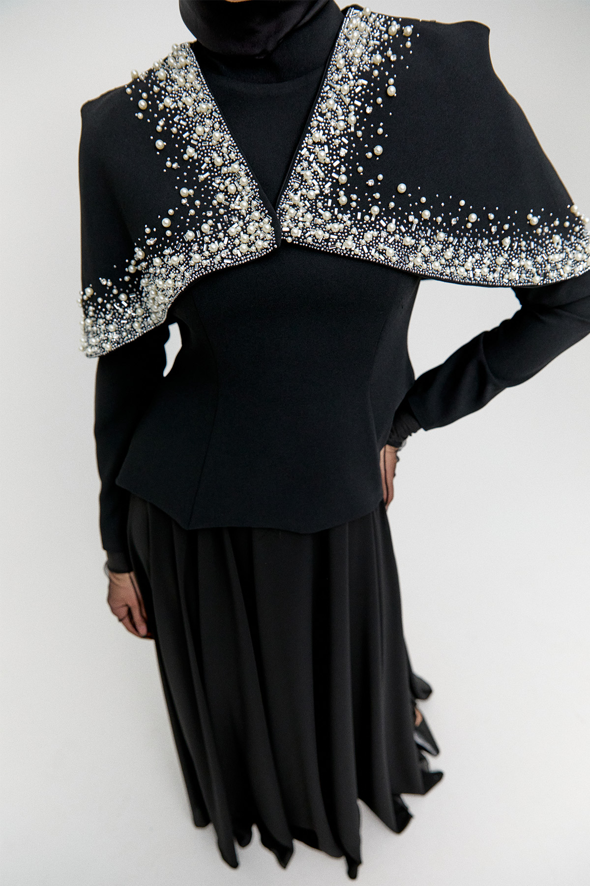 Çıkarılabilir Pelerinli Krep Abiye Elbise, Tesettür Giyim