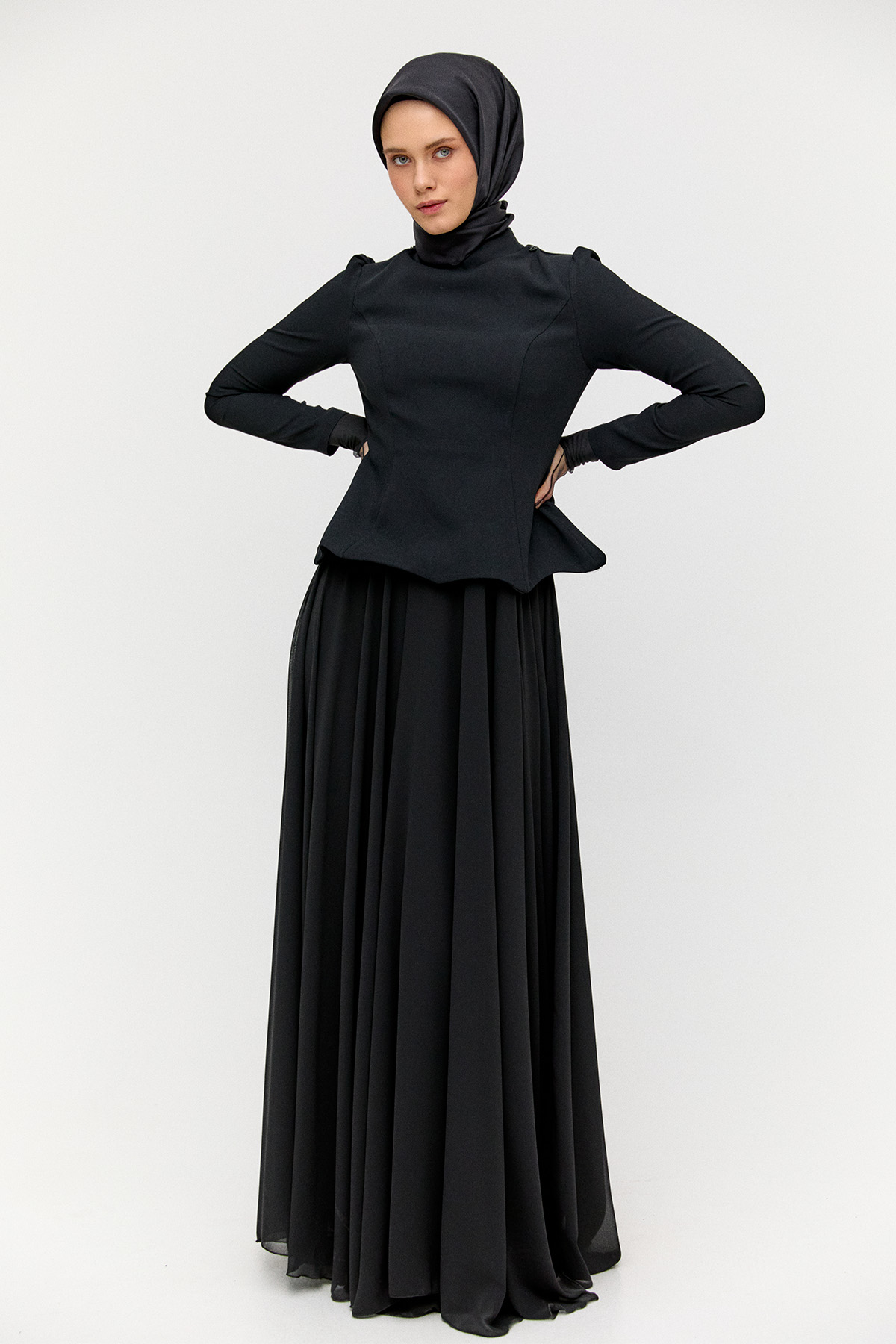 Çıkarılabilir Pelerinli Krep Abiye Elbise, Tesettür Giyim
