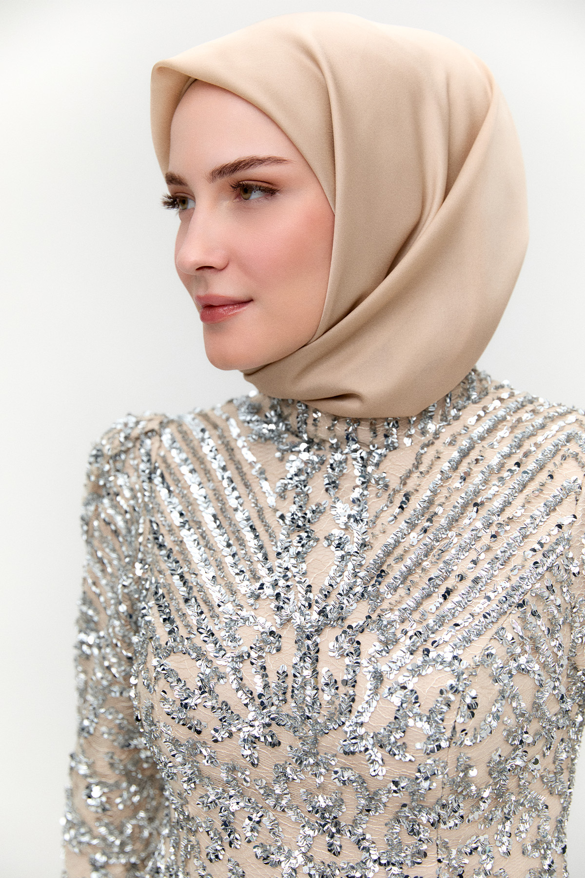 Katmanlı Pul Payetli Abiye Elbise, Tesettür Giyim