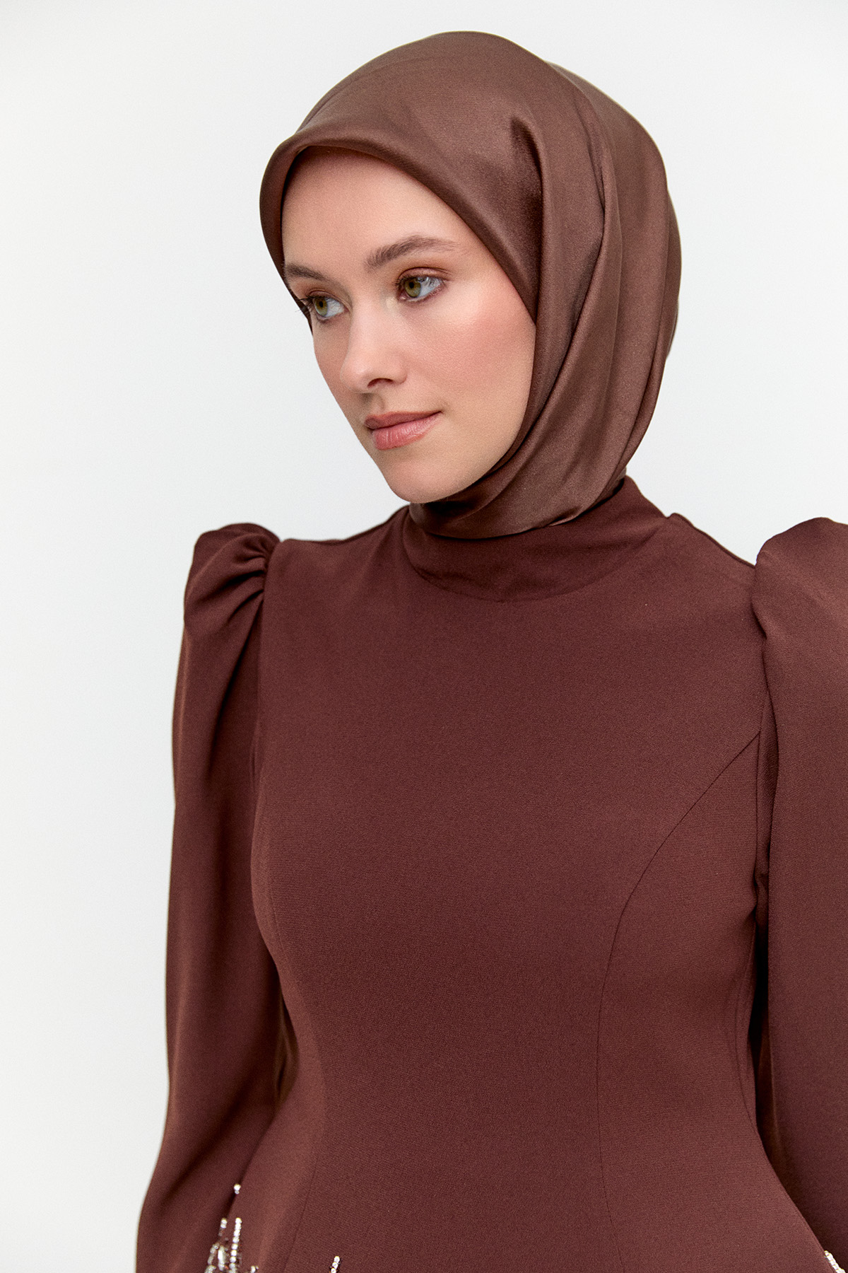 Taş Detaylı Kuyruklu Abiye, Tesettür Giyim