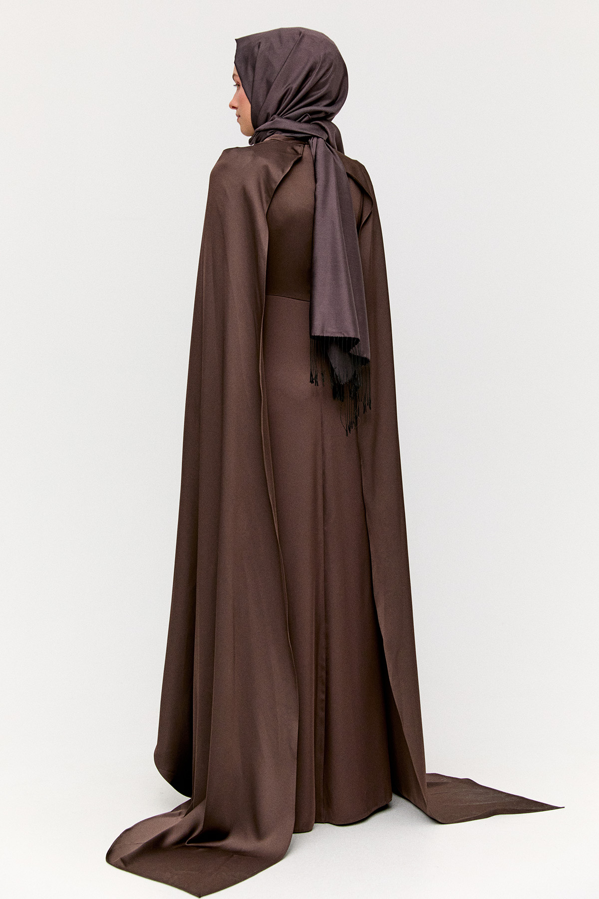 Drape Detaylı Pelerinli Abiye, Tesettür Giyim