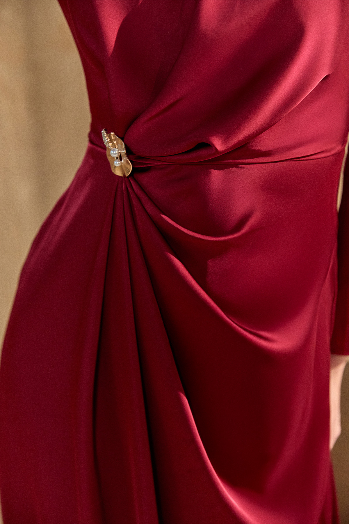 Drape Detaylı Pelerinli Abiye, Tesettür Giyim