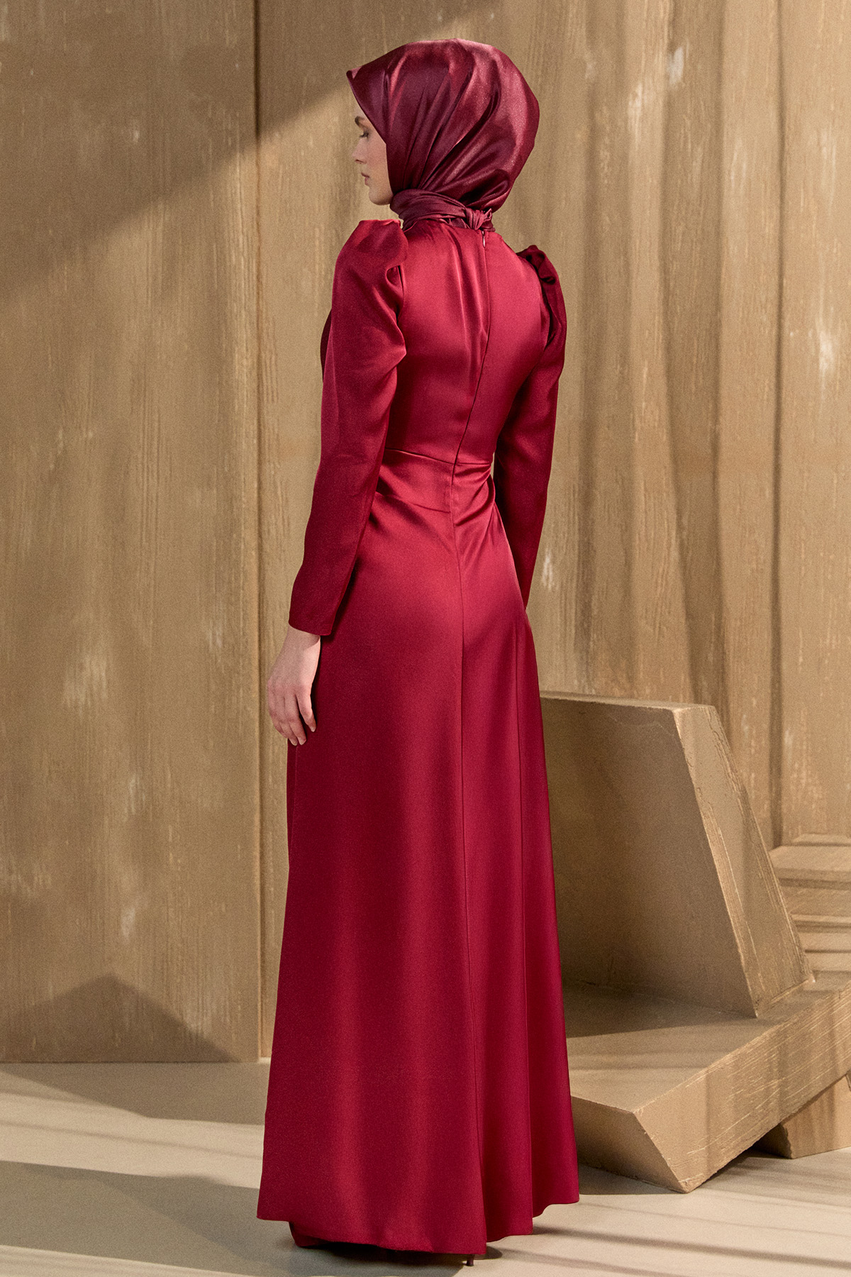 Drape Detaylı Pelerinli Abiye, Tesettür Giyim