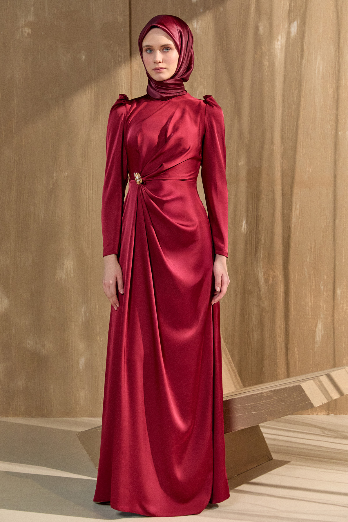 Drape Detaylı Pelerinli Abiye, Tesettür Giyim