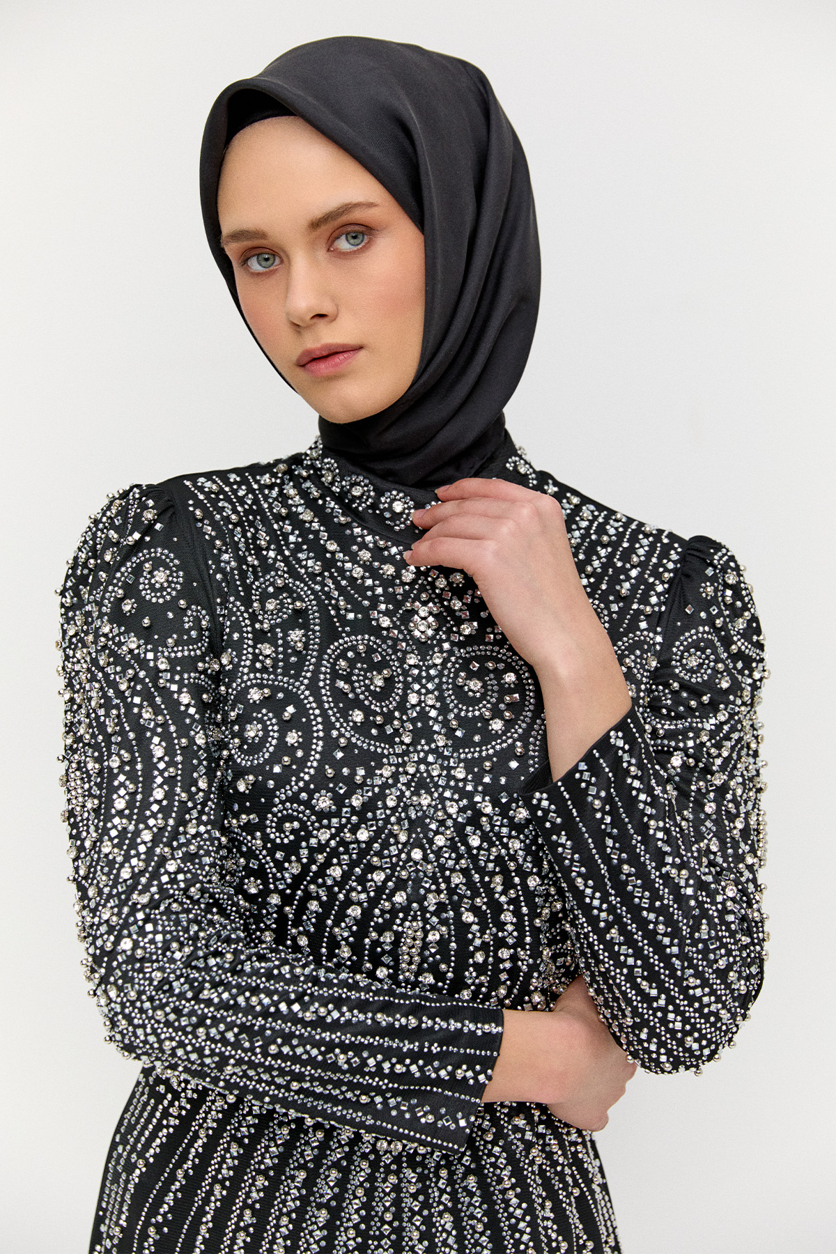 Hakim Yaka Sıra Taşlı Abiye, Tesettür Giyim