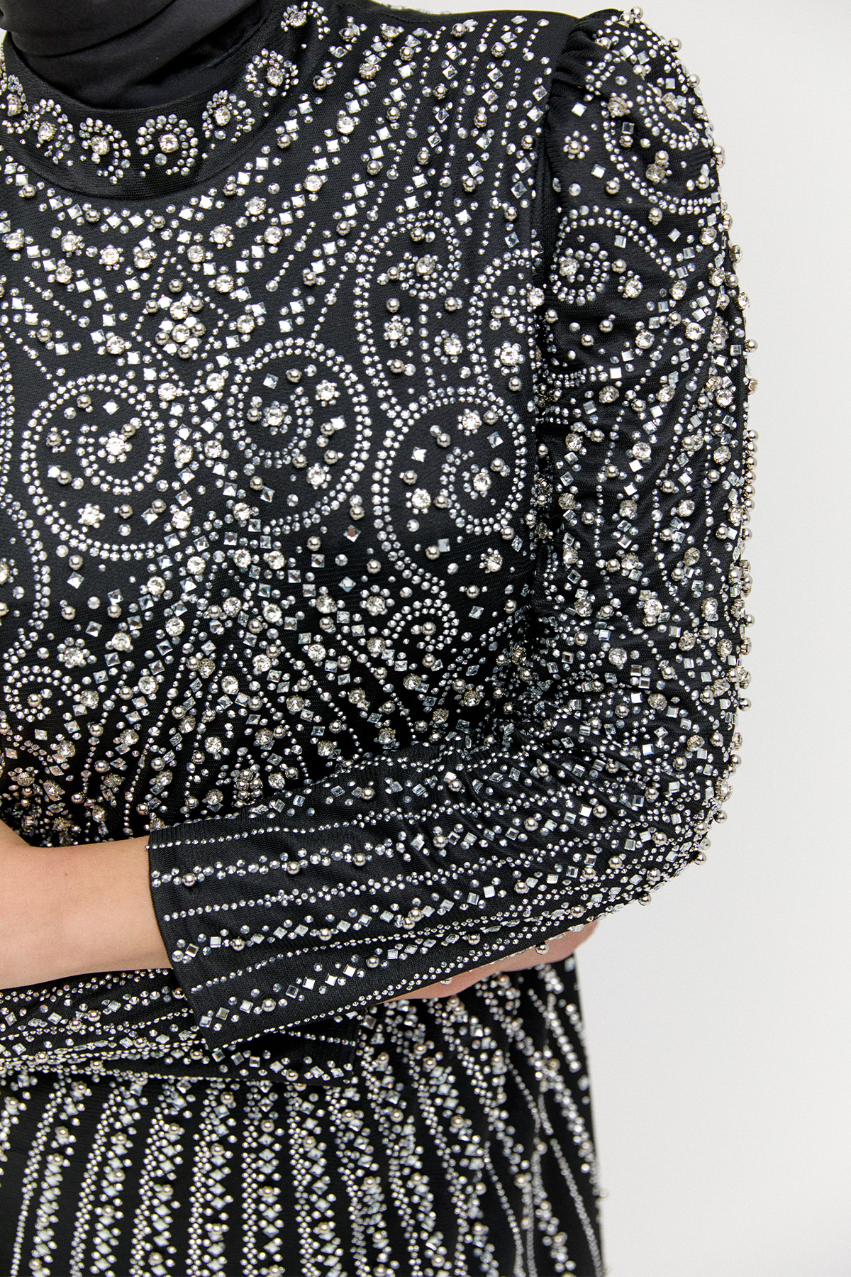 Hakim Yaka Sıra Taşlı Abiye, Tesettür Giyim