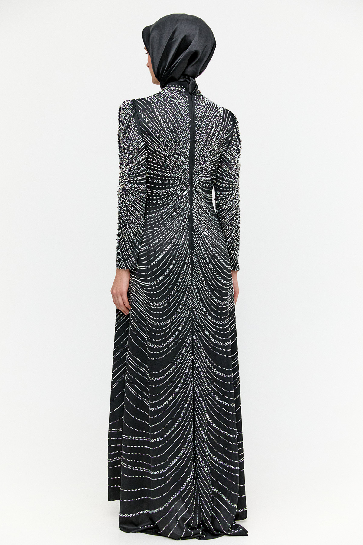 Taş İşlemeli Kuyruklu Abiye, Tesettür Giyim