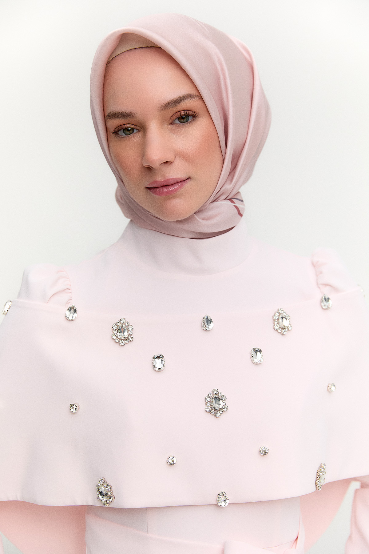 Taşlı Katmanlı Abiye Elbise, Tesettür Giyim