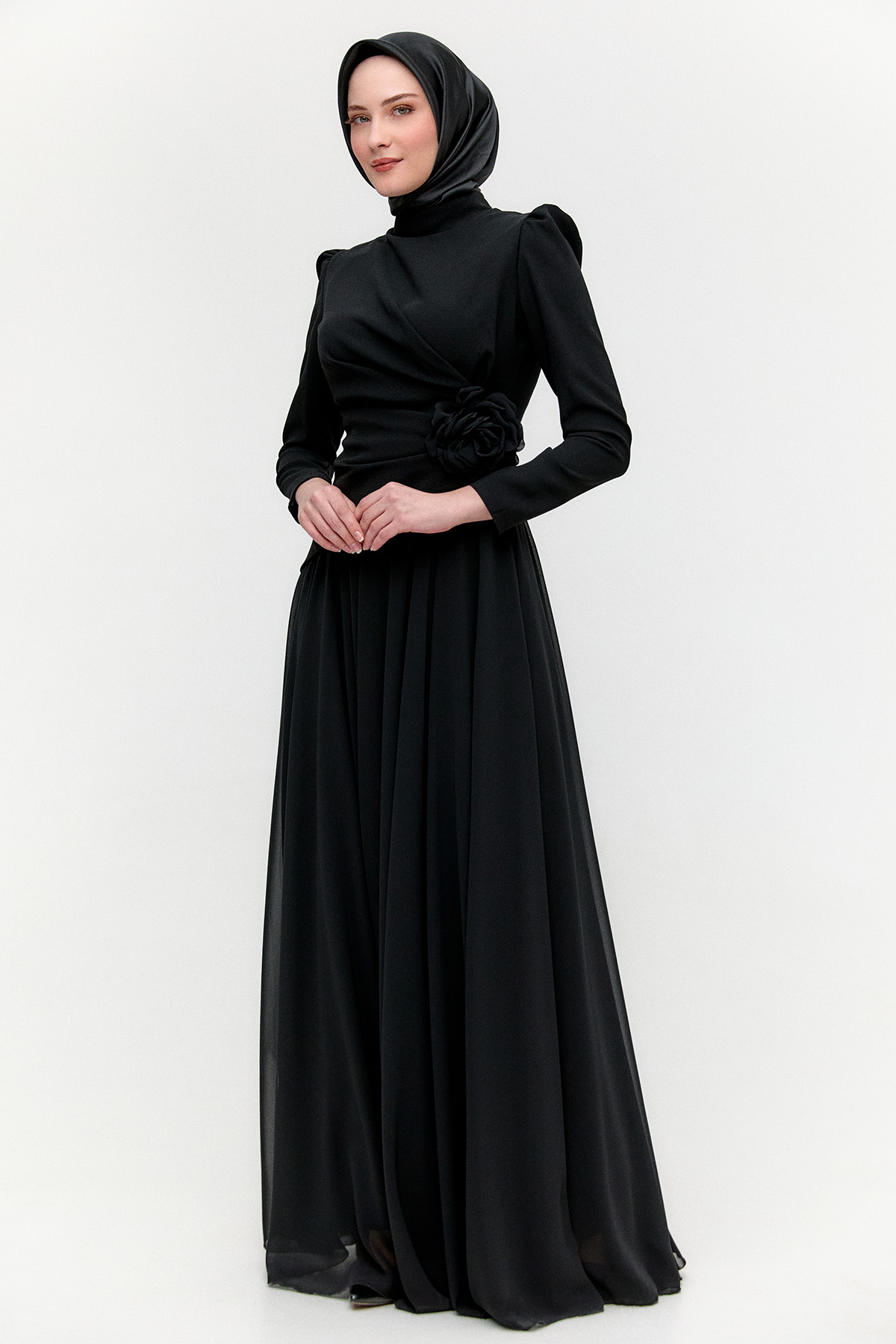 Çiçek Aplikeli Krep Abiye Elbise, Tesettür Giyim