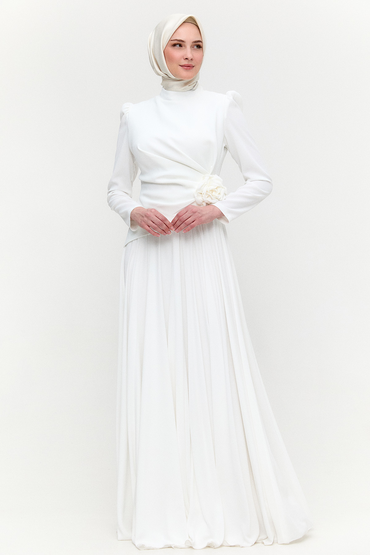 Çiçek Aplikeli Krep Abiye Elbise, Tesettür Giyim