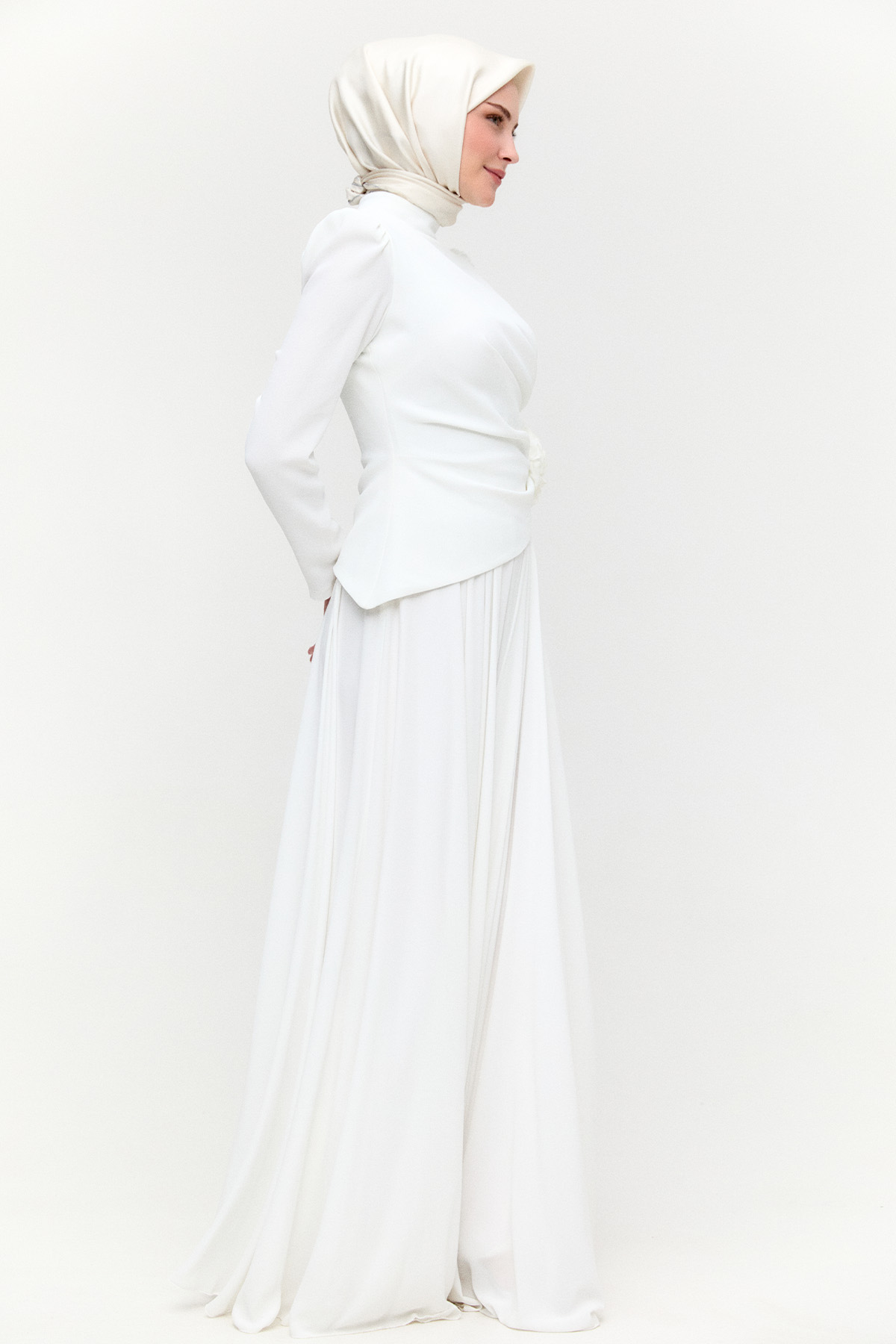 Çiçek Aplikeli Krep Abiye Elbise, Tesettür Giyim