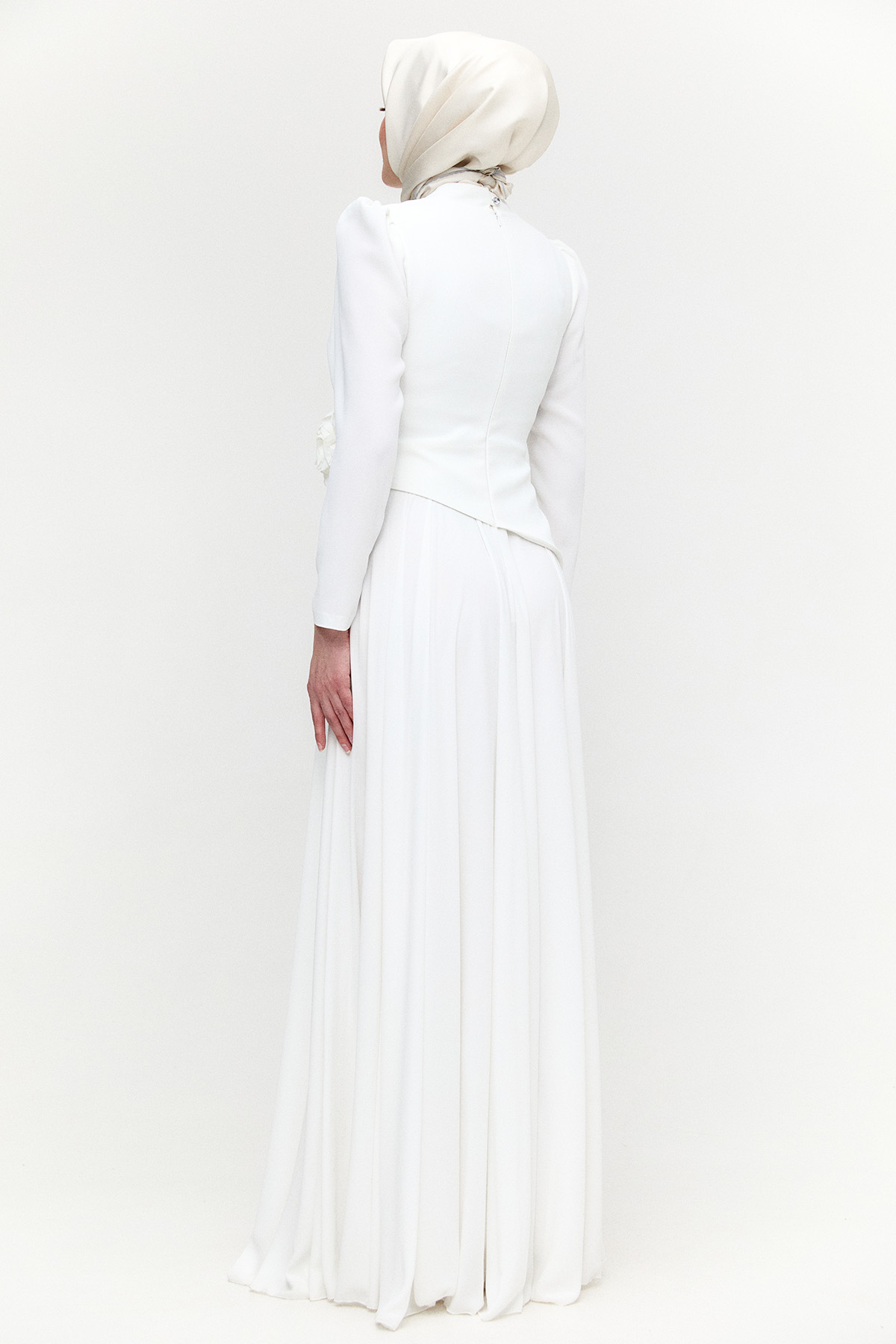 Çiçek Aplikeli Krep Abiye Elbise, Tesettür Giyim