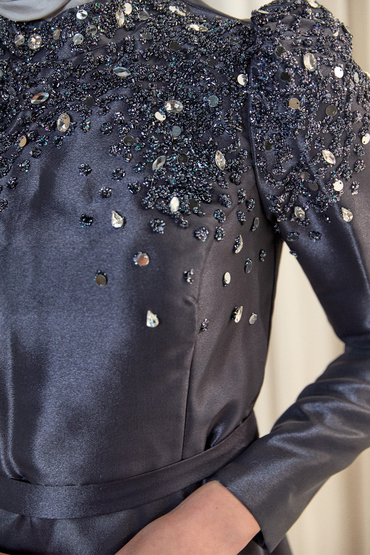 İşlemeli Tafta Abiye Elbise, Tesettür Giyim