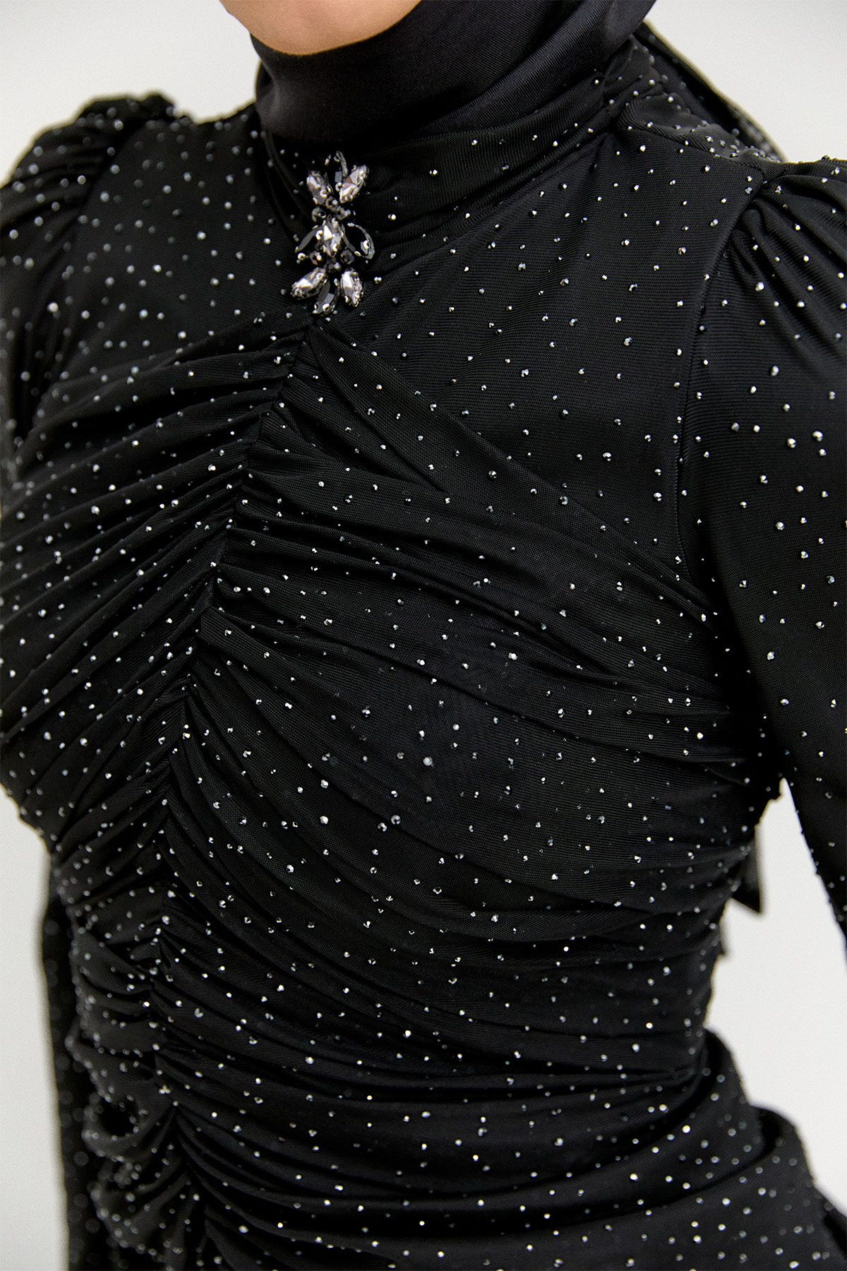 Yüksek Yakalı Taşlı Abiye Elbise, Tesettür Giyim