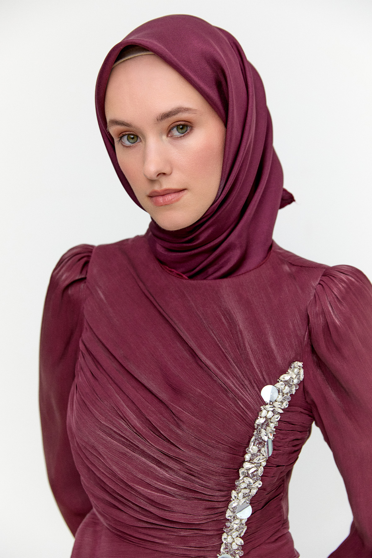 Pelerinli Jakarlı Abiye Elbise, Tesettür Giyim