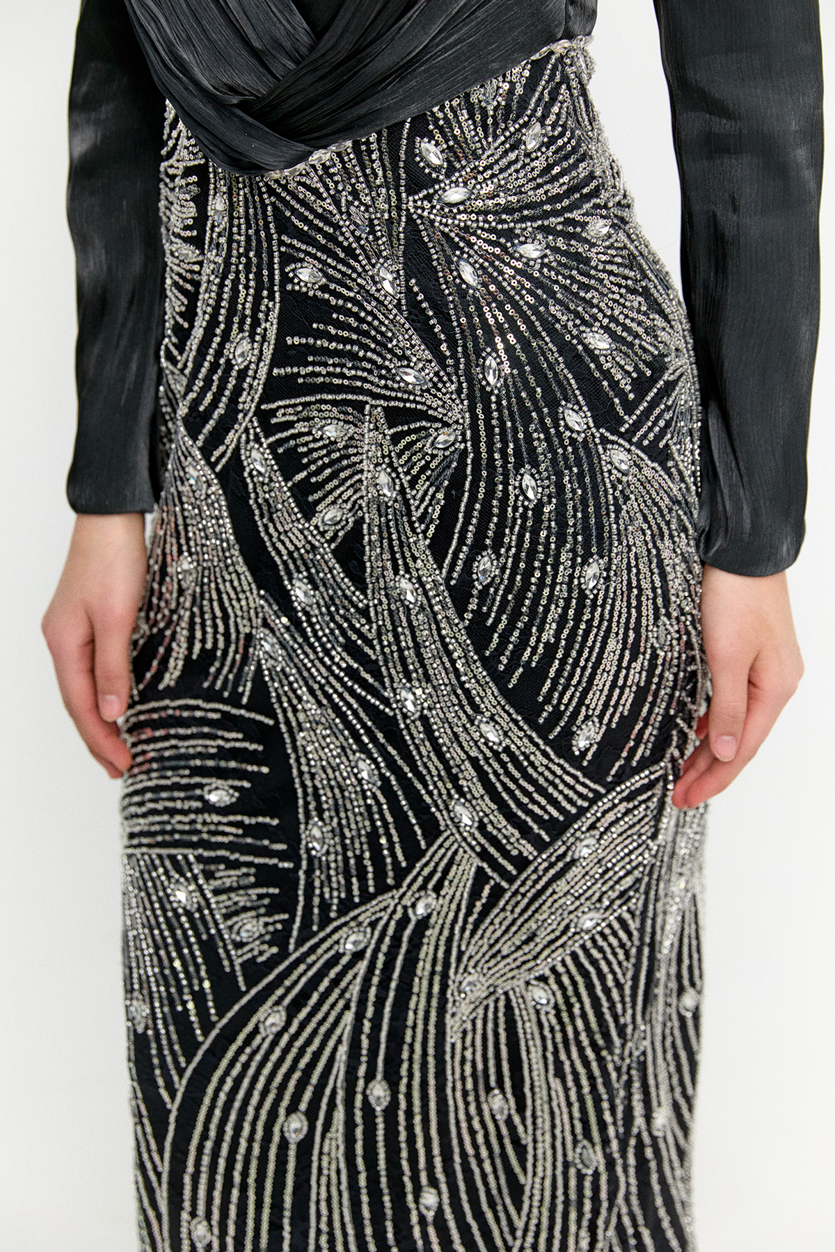 Pul Payet Detaylı Dantelli Abiye, Tesettür Giyim