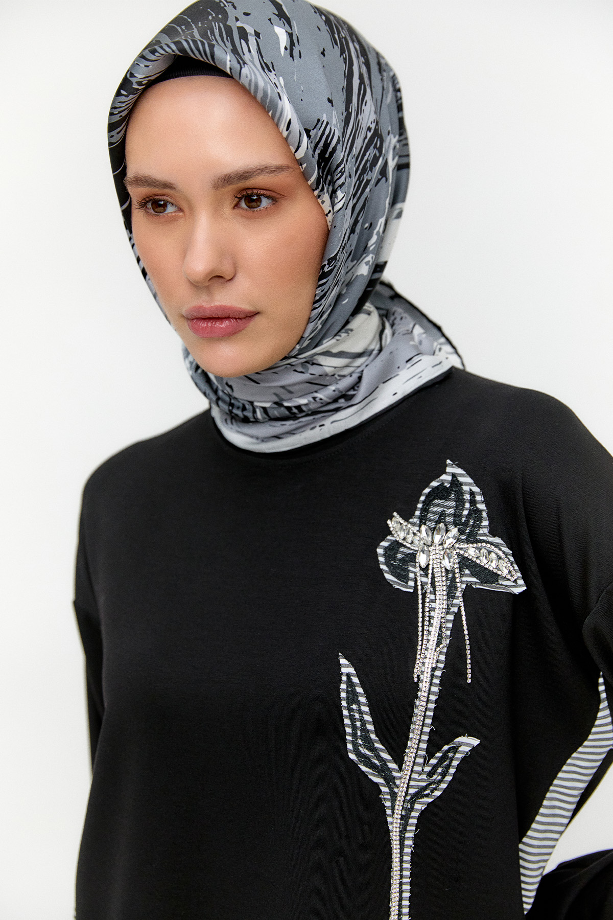 Çiçek Motifli Modal Bluz, Tesettür Giyim