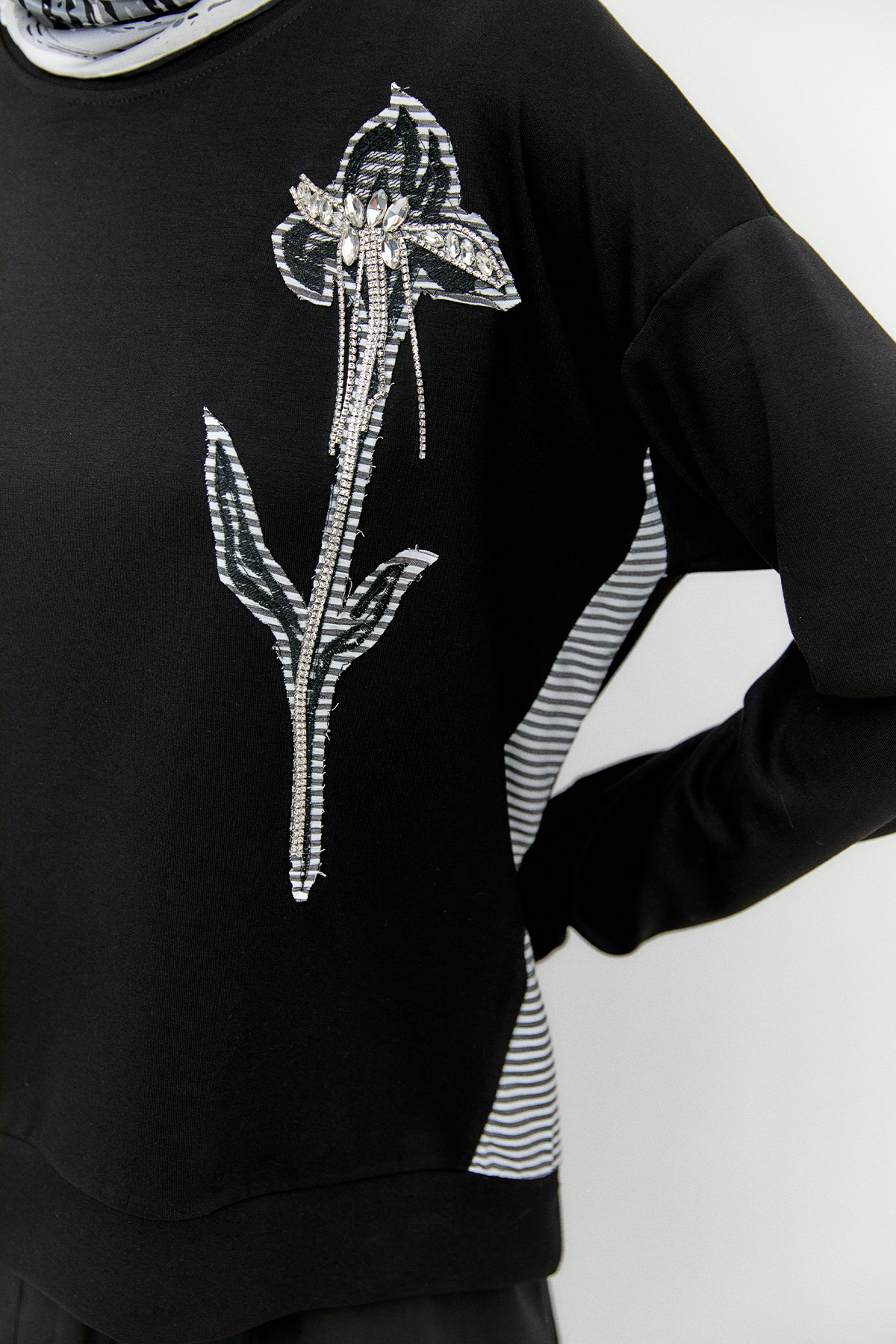 Çiçek Motifli Modal Bluz, Tesettür Giyim