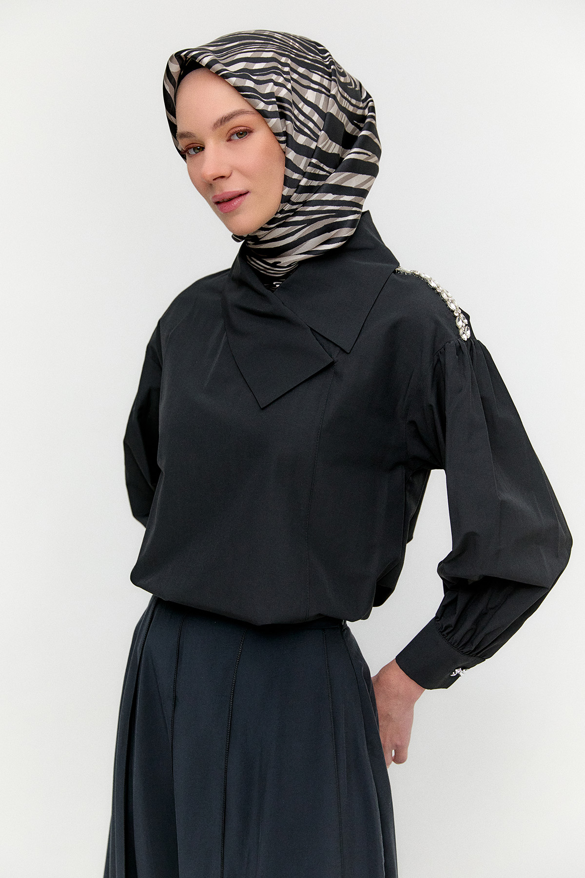 Mendil Yaka Pamuklu Gömlek, Tesettür Giyim